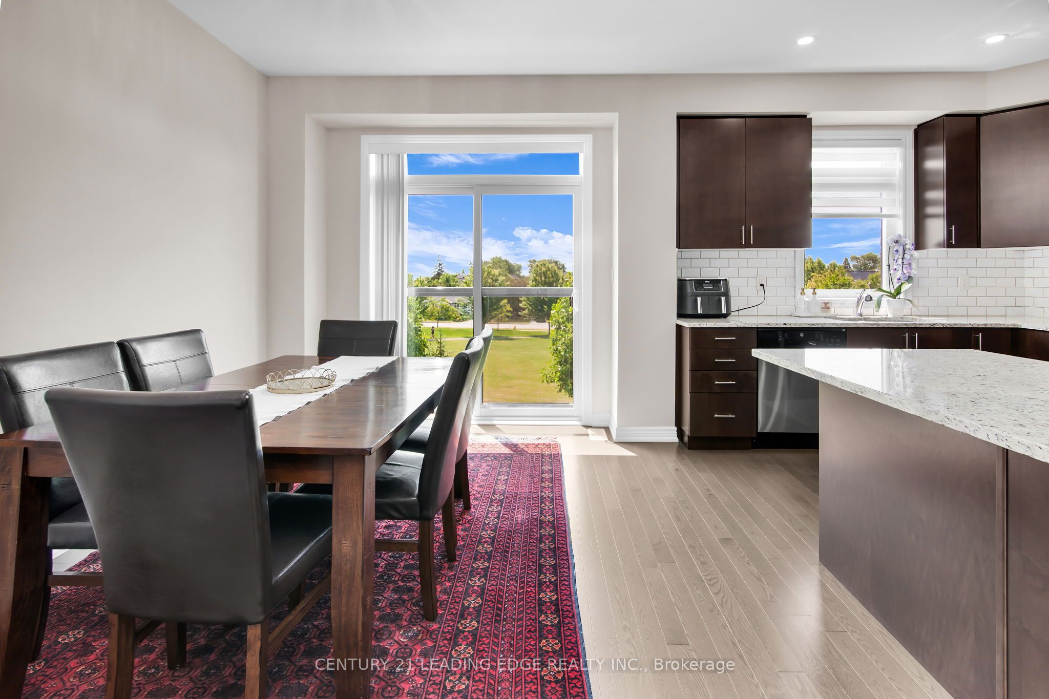 1362 Gull Crossing N Property Photo 16