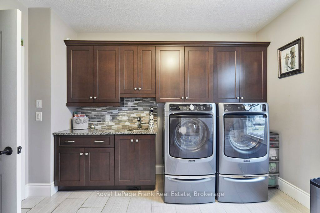 3340 Pogue Road Property Photo 11