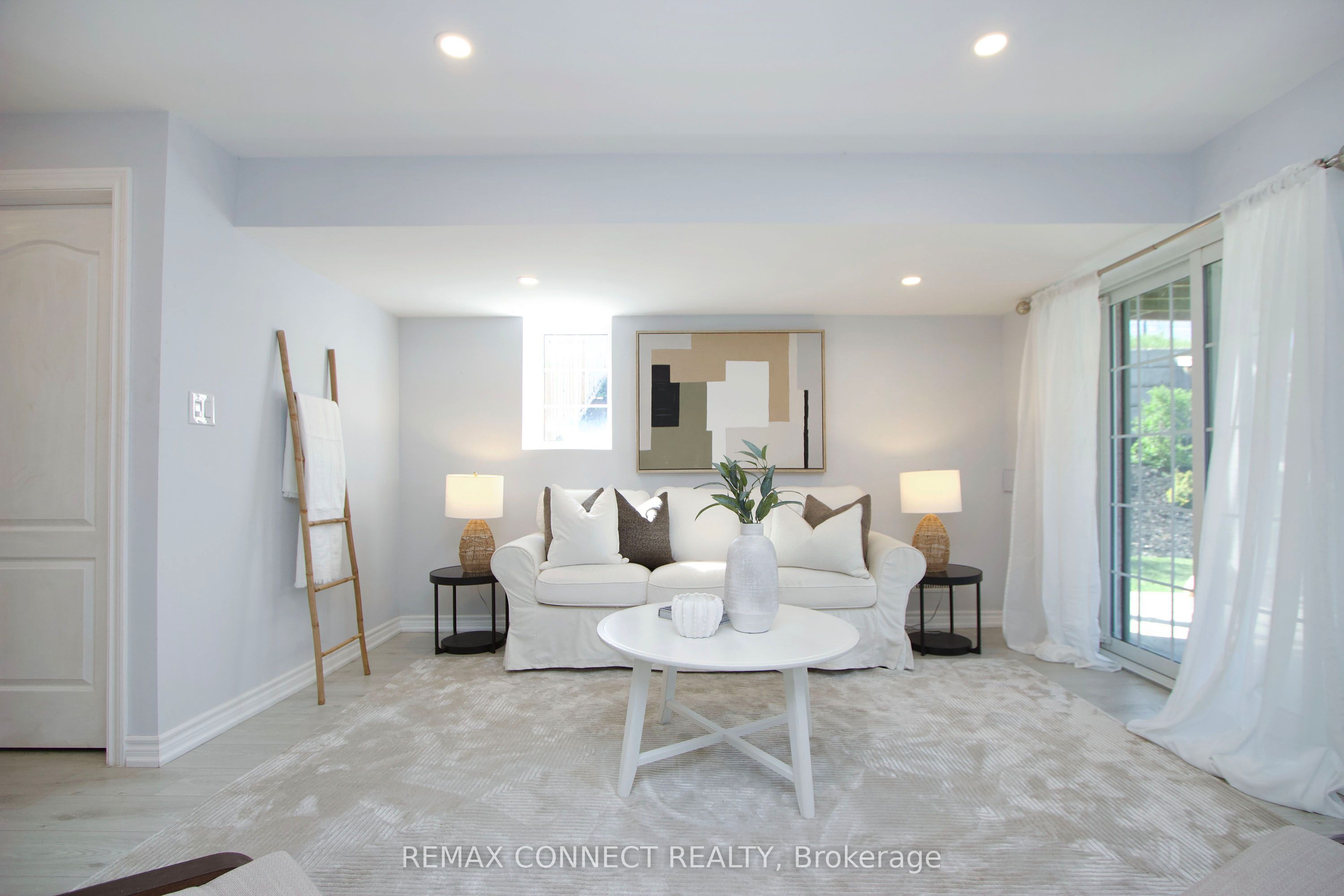 13 Netherway Crescent Property Photo 20