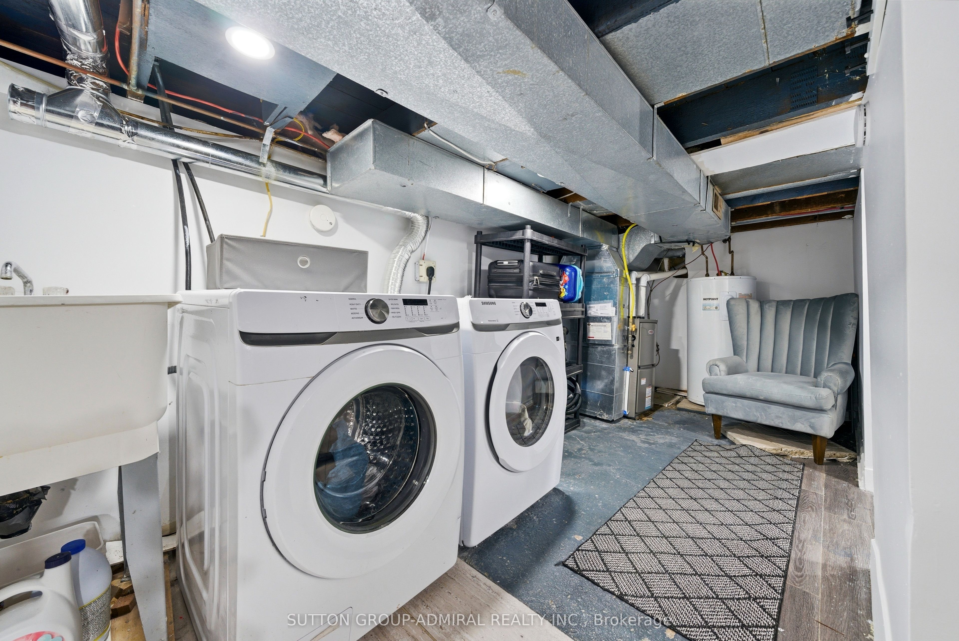 20 Brock Street E Property Photo 26