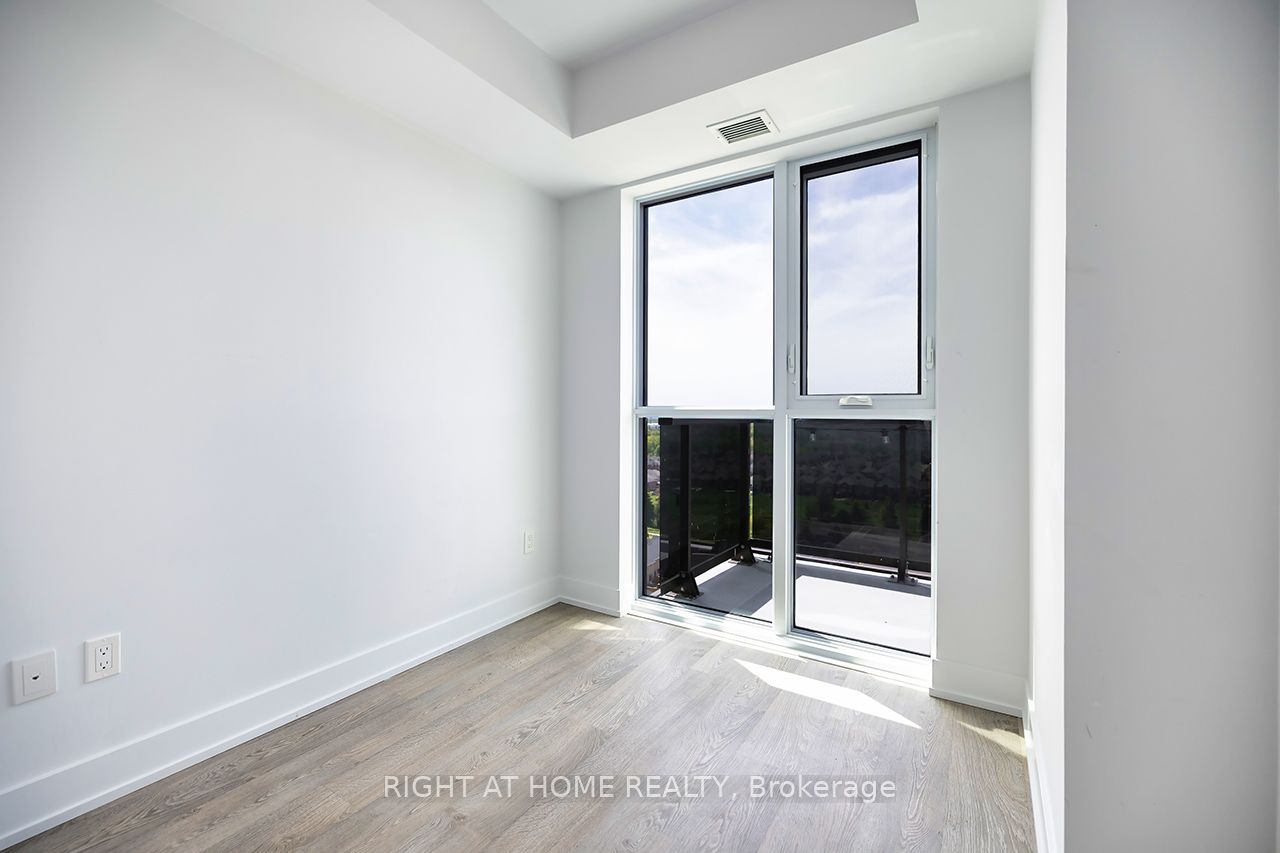 2550 Simcoe Street N 1804 Property Photo 13