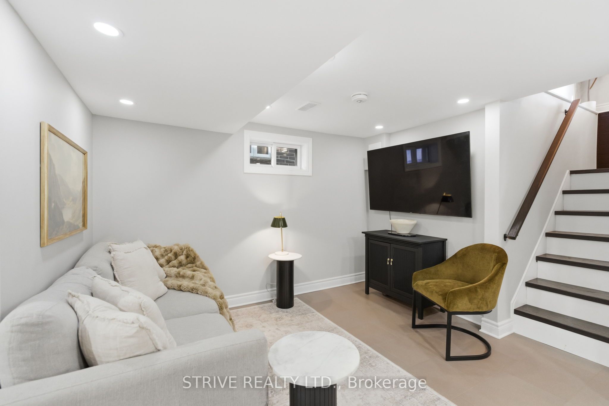 107 Cromwell Avenue Property Photo 35
