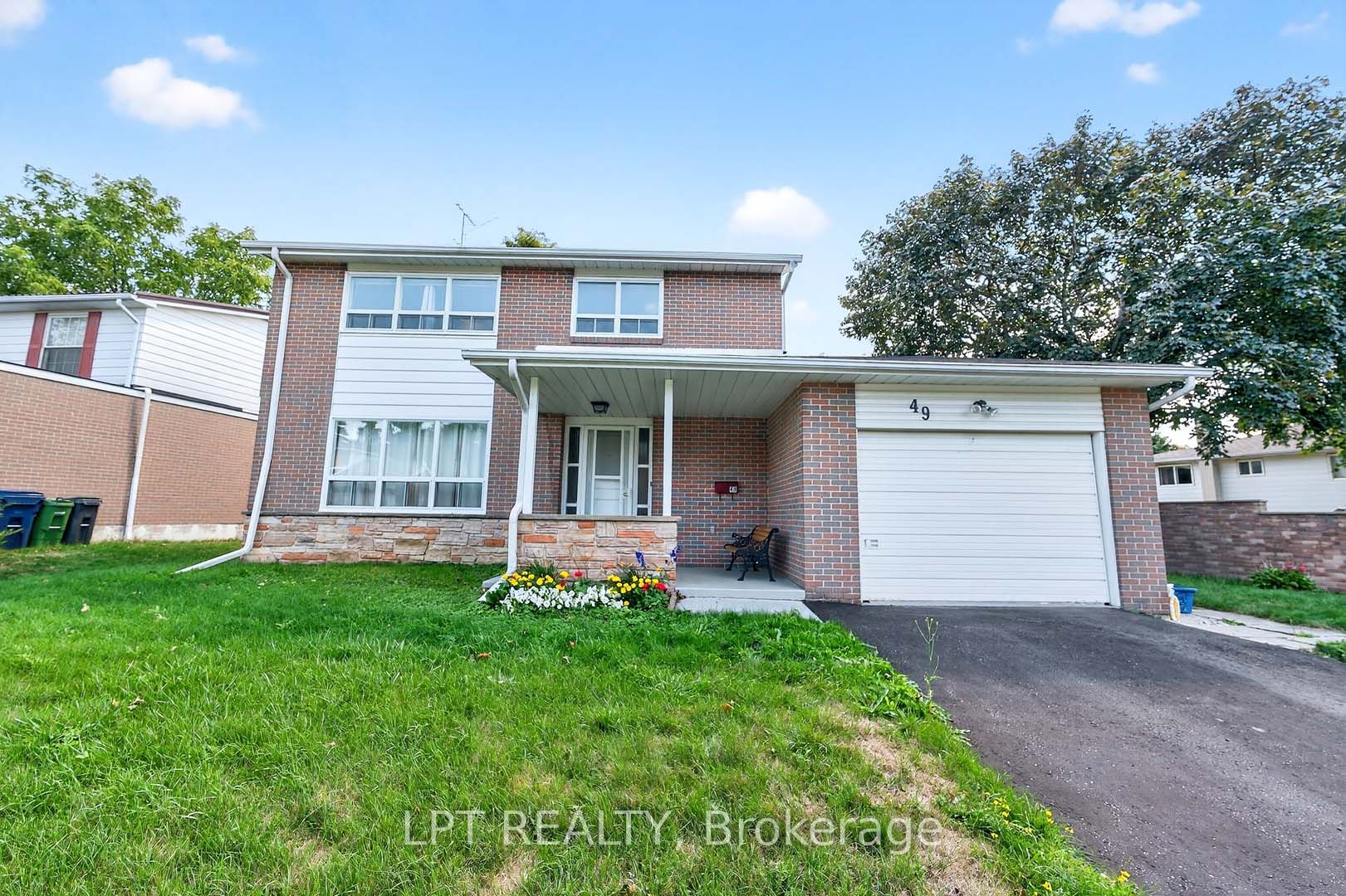 49 Kentish Crescent Property Photo 1