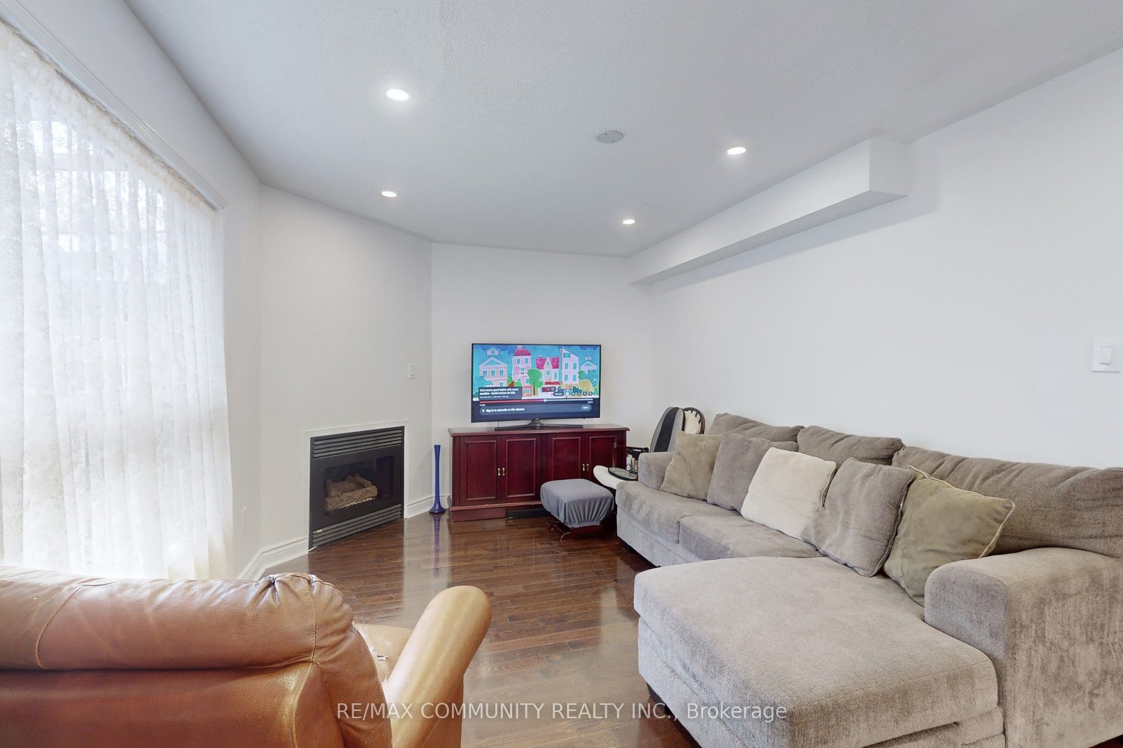 71 Hibbard Drive Property Photo 10