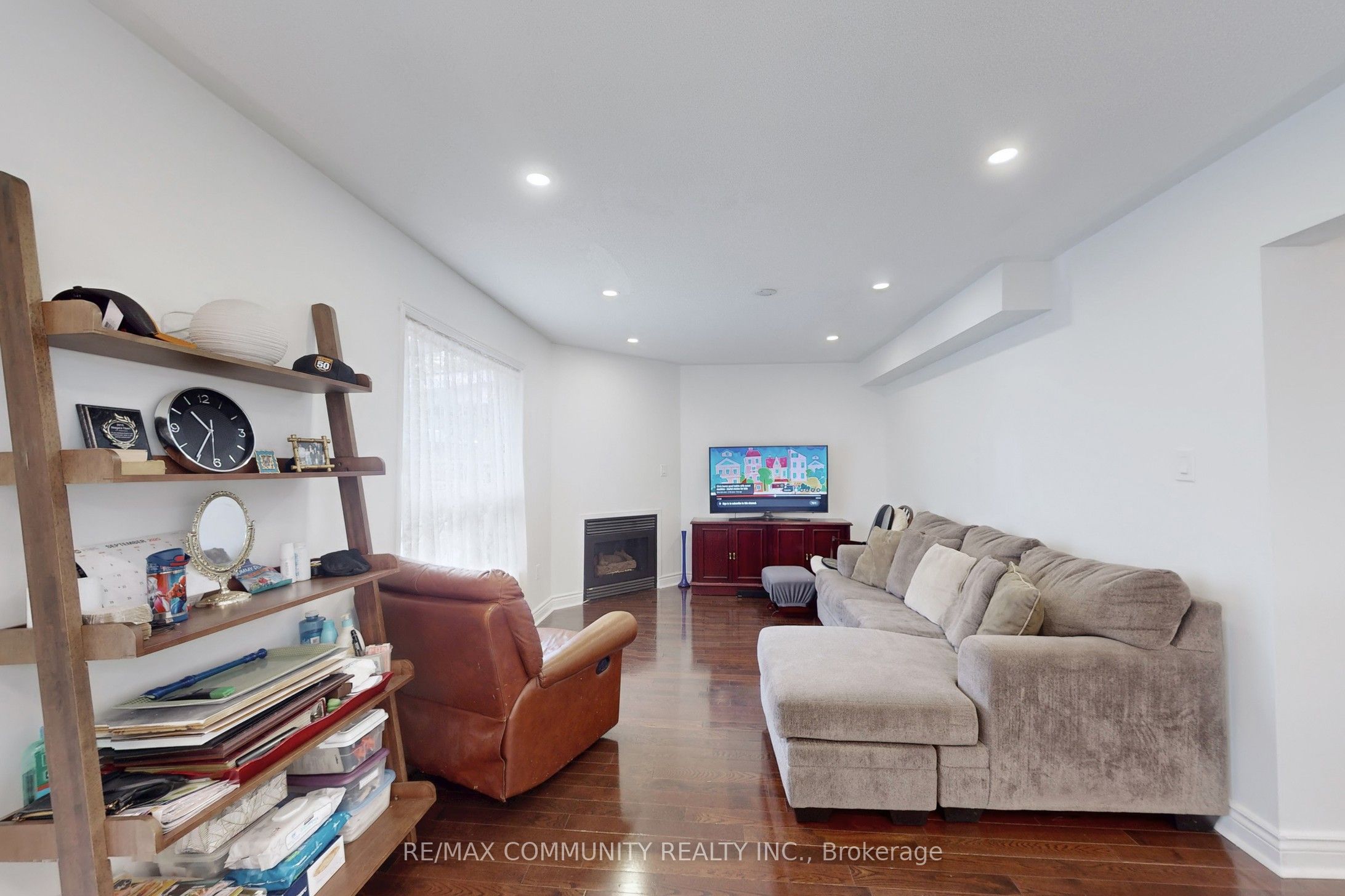 71 Hibbard Drive Property Photo 13