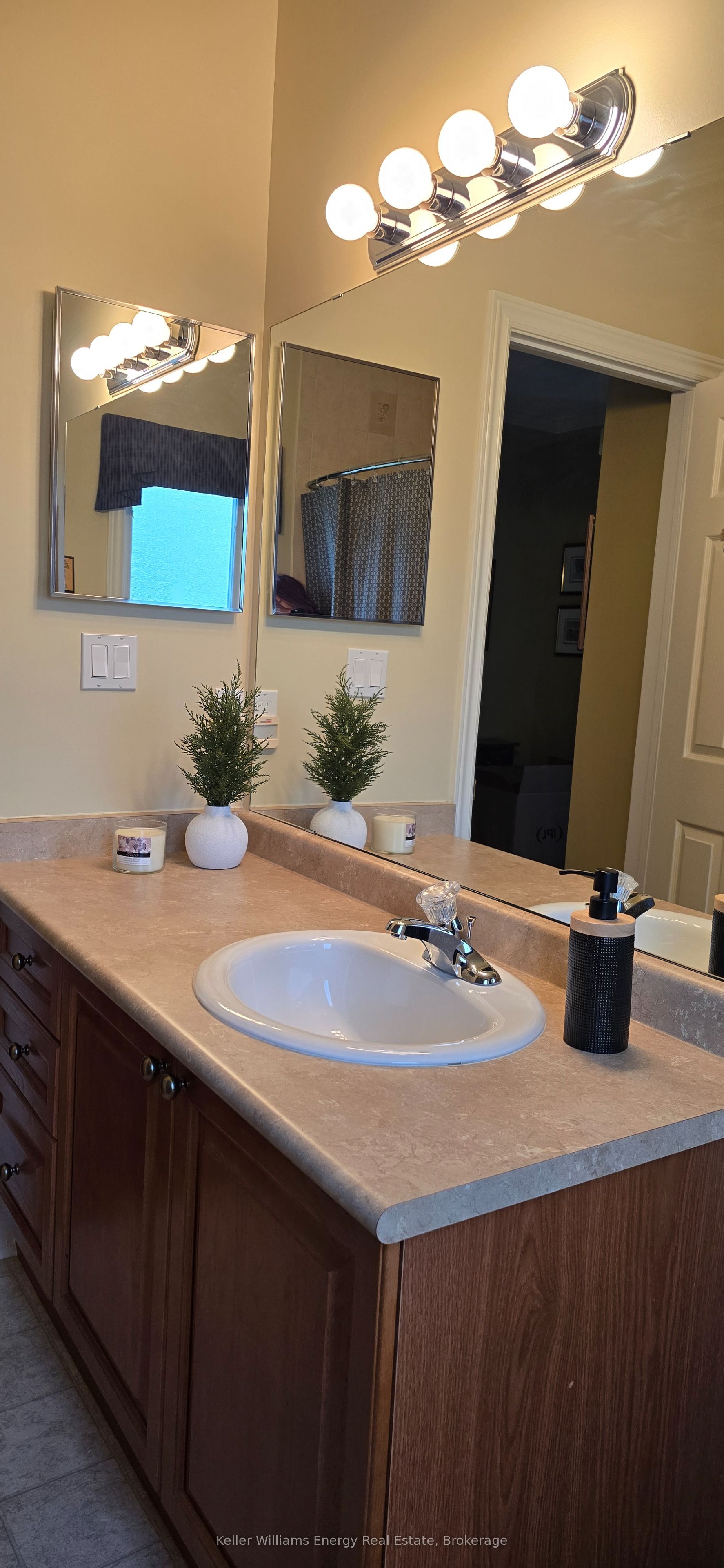 8 Hinkley Trail Property Photo 11