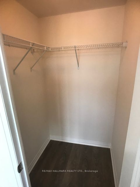 2301 Danforth Avenue 324 Property Photo 8