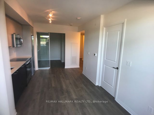 2301 Danforth Avenue 324 Property Photo 16