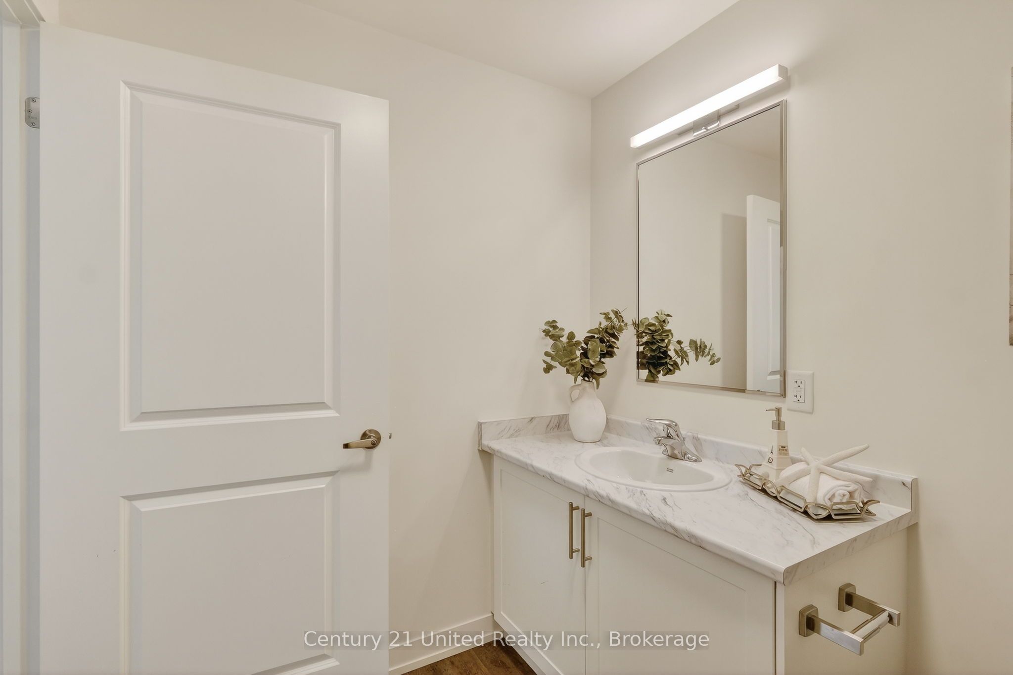 1687 Highway 2 Road 307 Property Photo 14