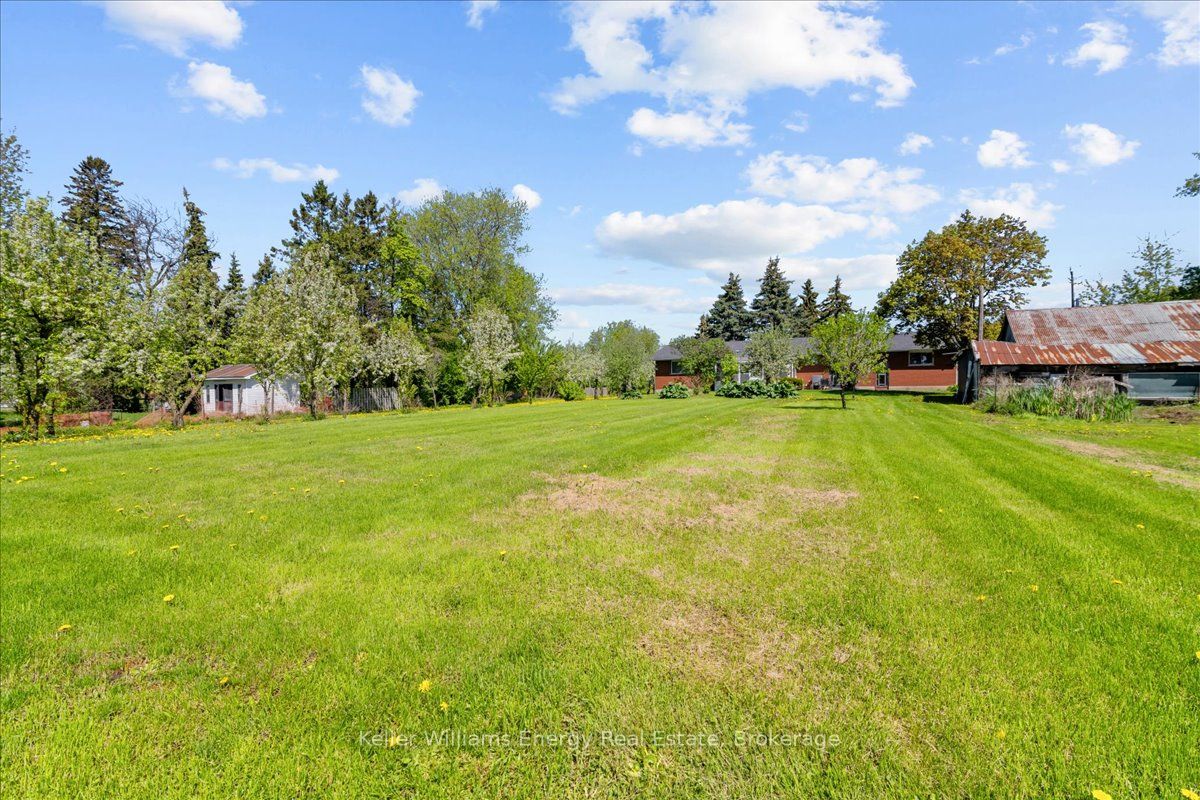 2263 Hwy 2 Property Photo 19