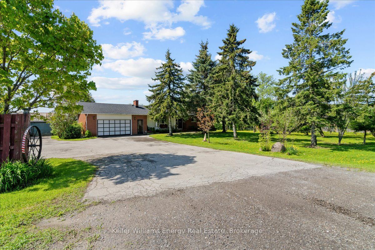 2263 Hwy 2 Property Photo 6