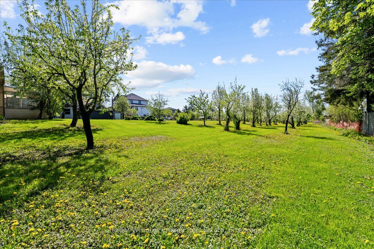 2263 Hwy 2 Property Photo 8