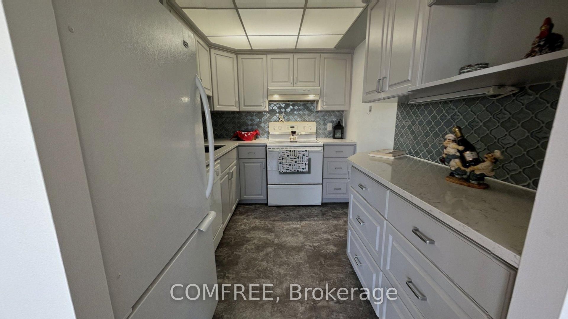 55 William Street E 505 Property Photo 8