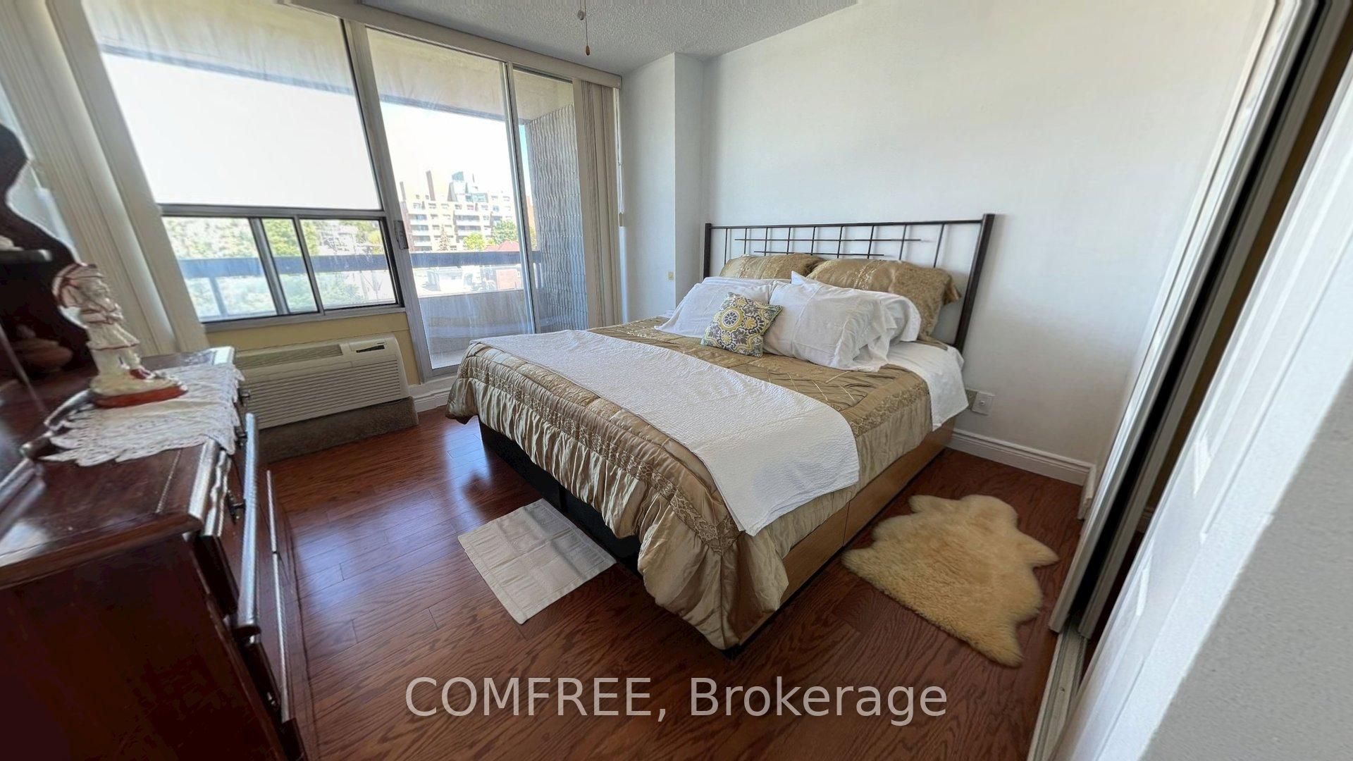 55 William Street E 505 Property Photo 15