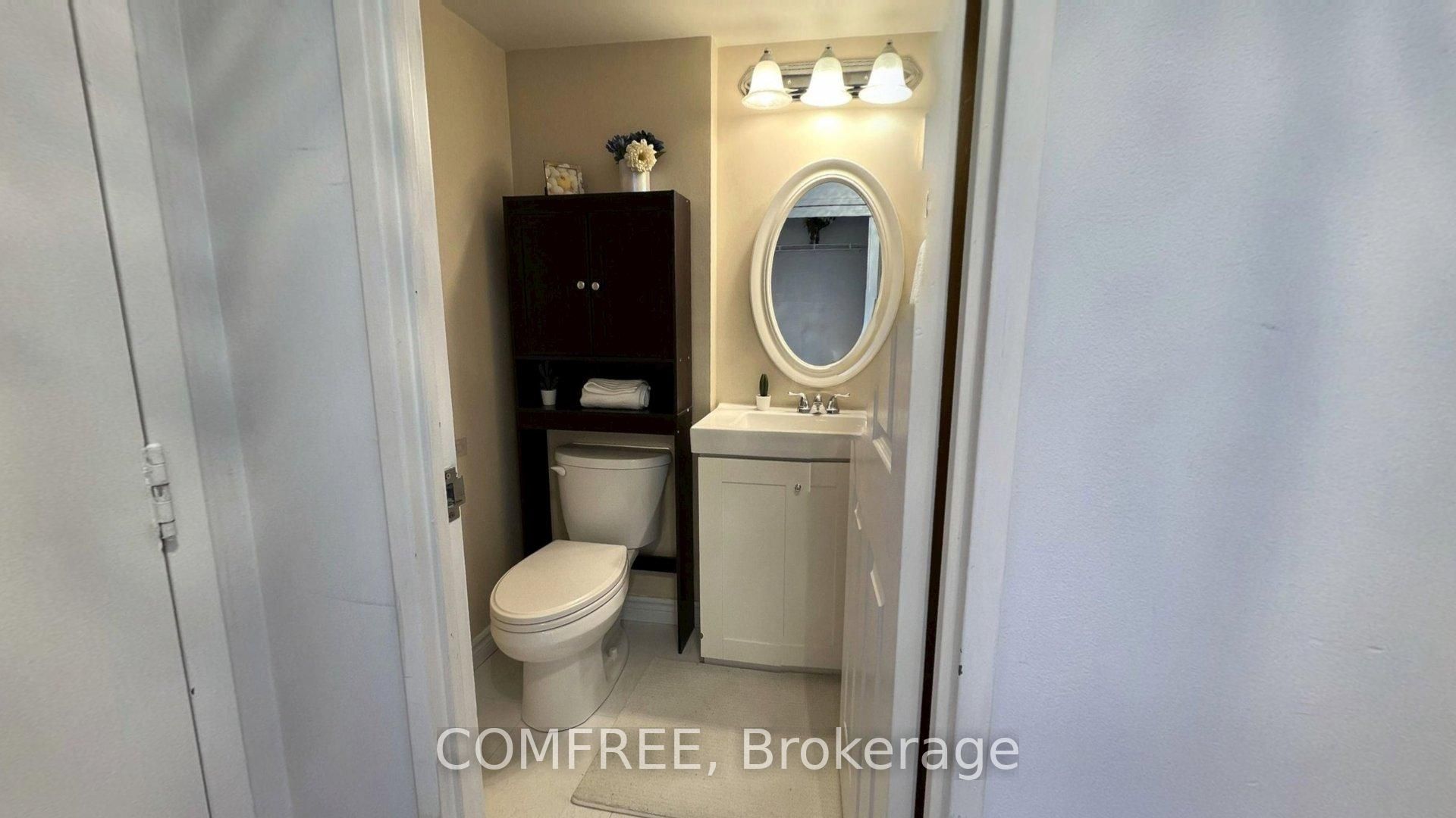 55 William Street E 505 Property Photo 19