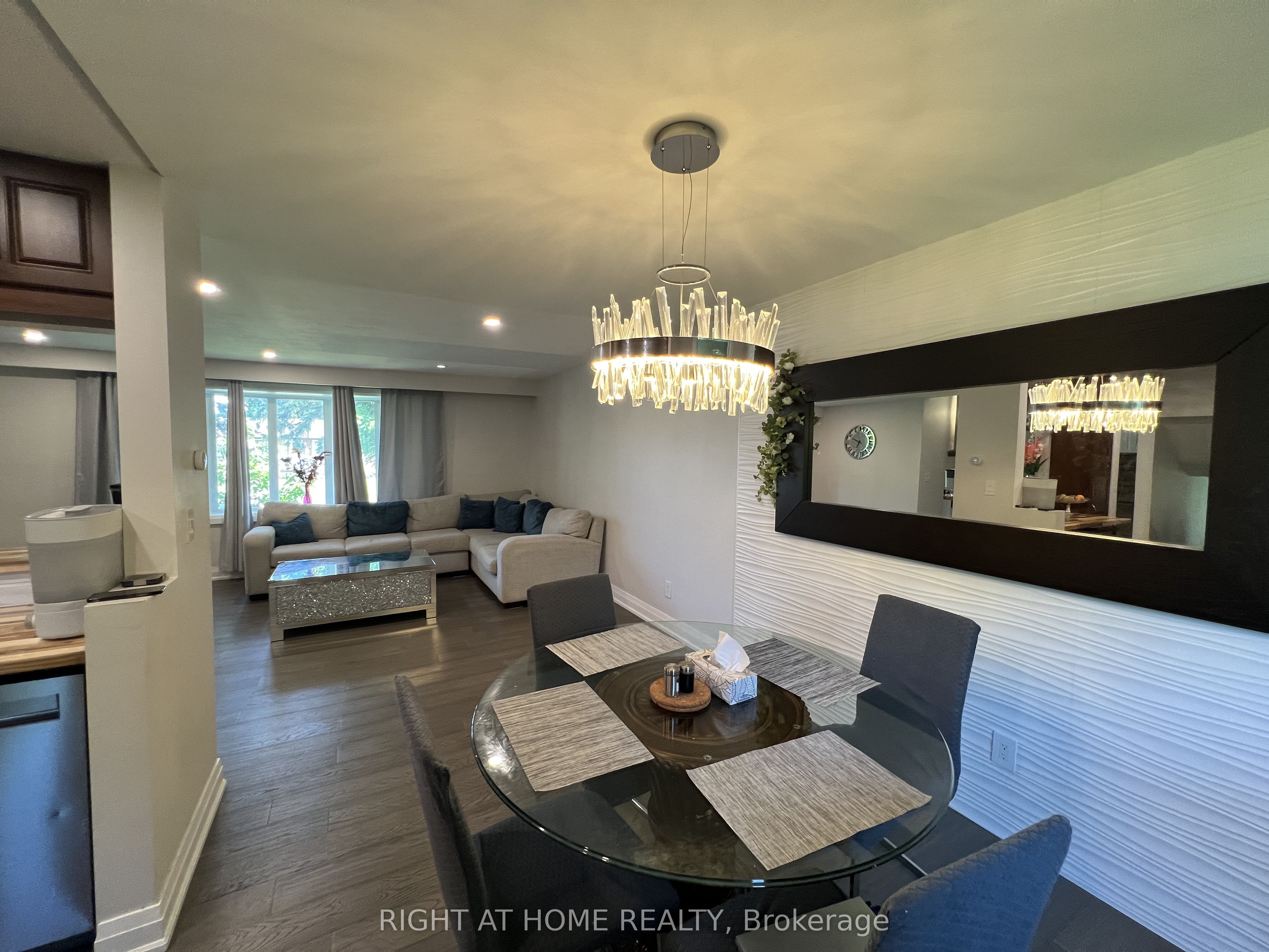 310 Admiral Road Property Photo 14