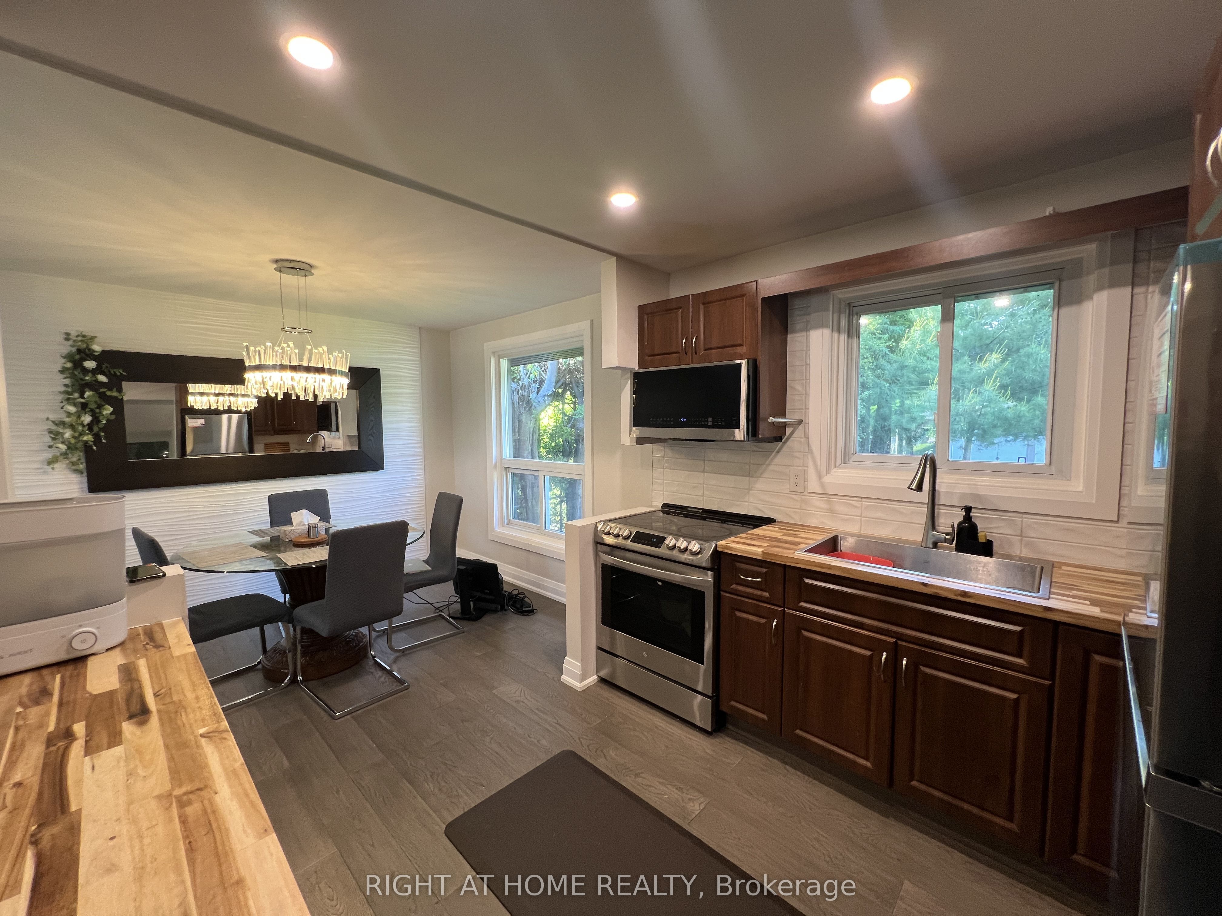 310 Admiral Road Property Photo 15