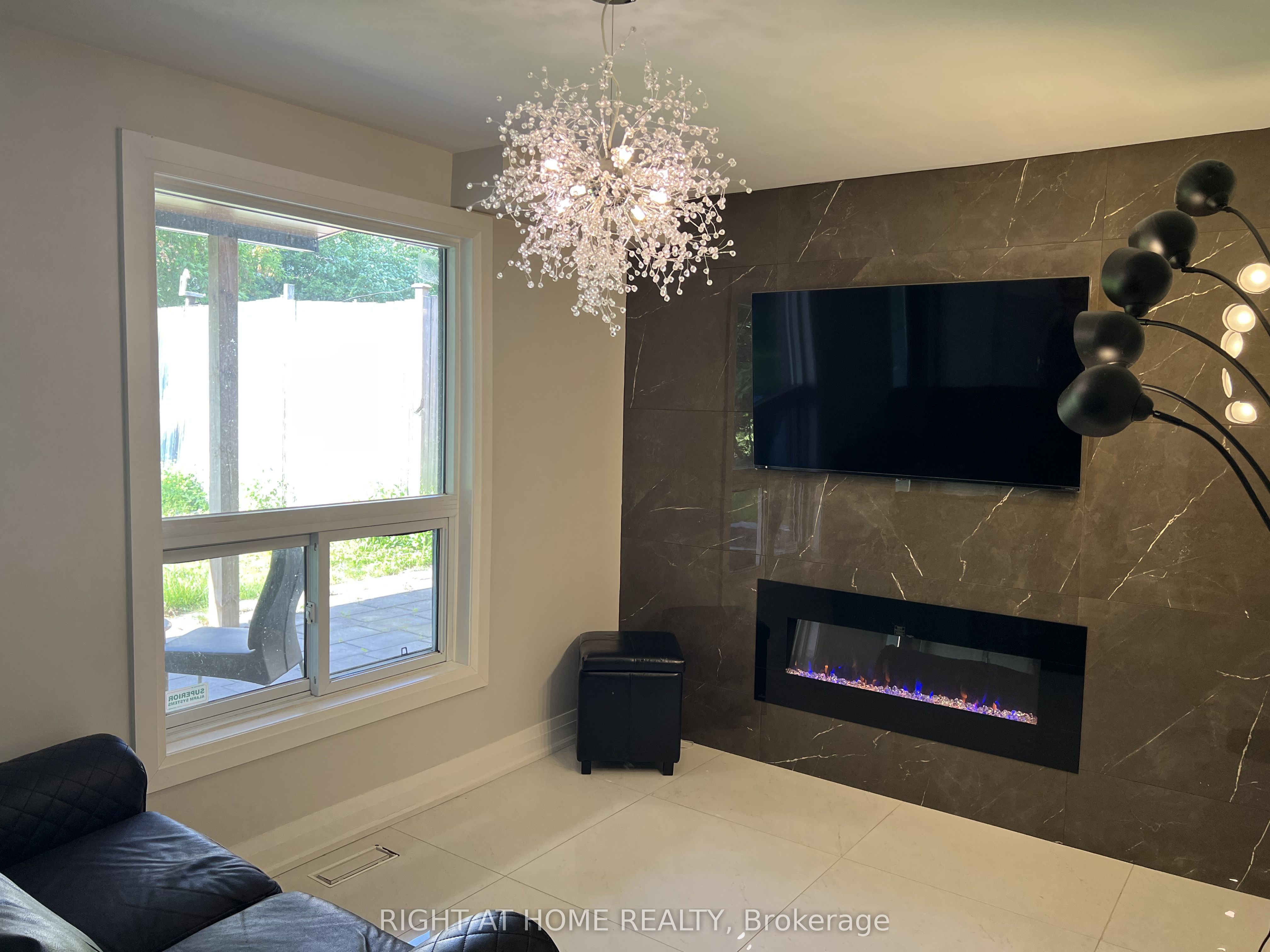 310 Admiral Road Property Photo 20