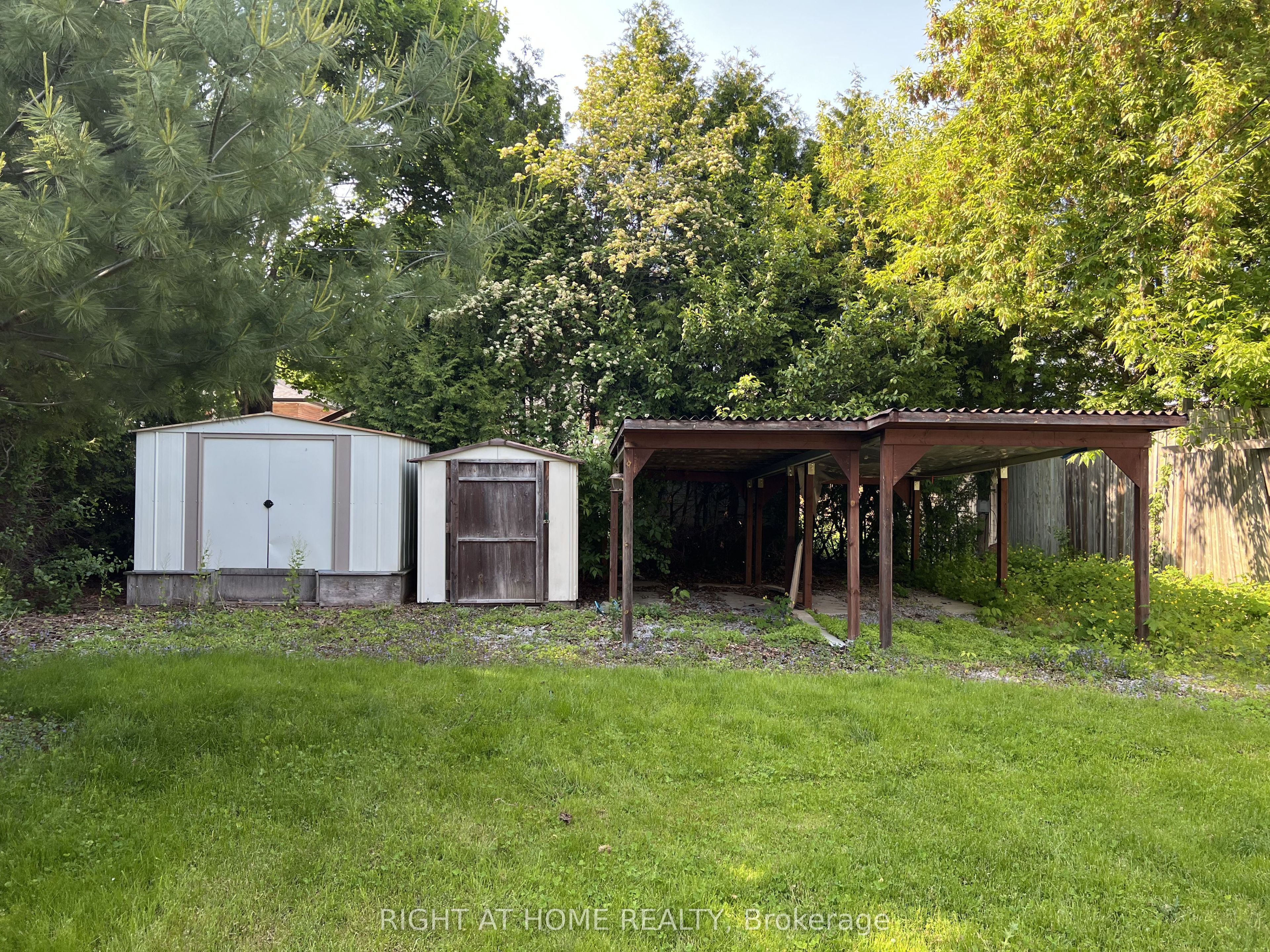 310 Admiral Road Property Photo 38