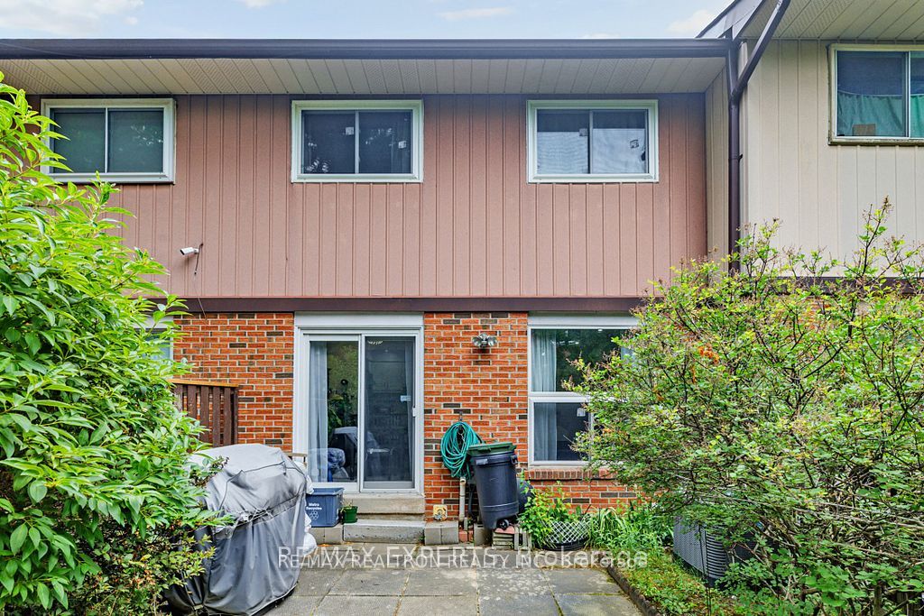 30 W Dundalk Drive 44 Property Photo 20