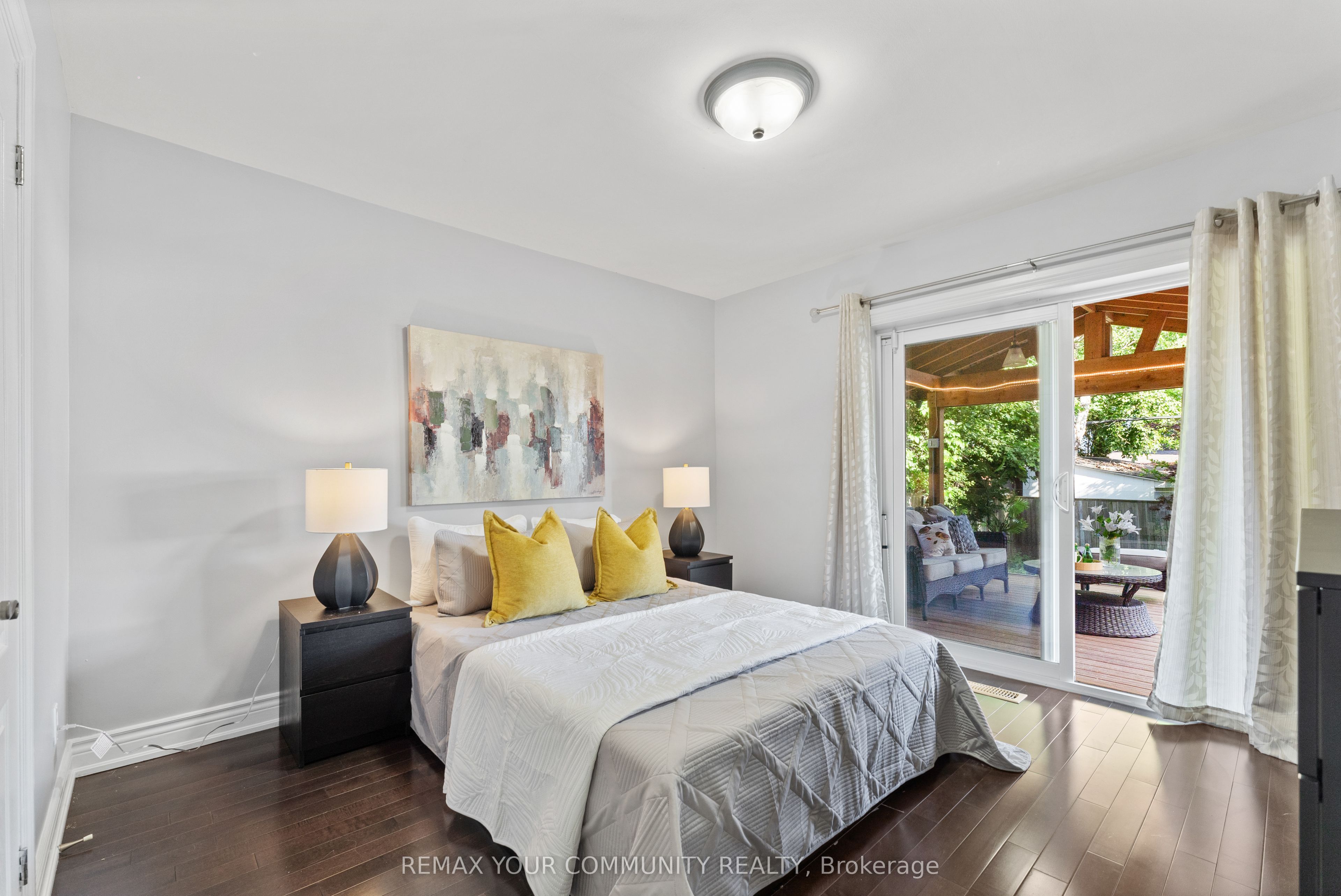 23 Penetang Crescent Property Photo 18
