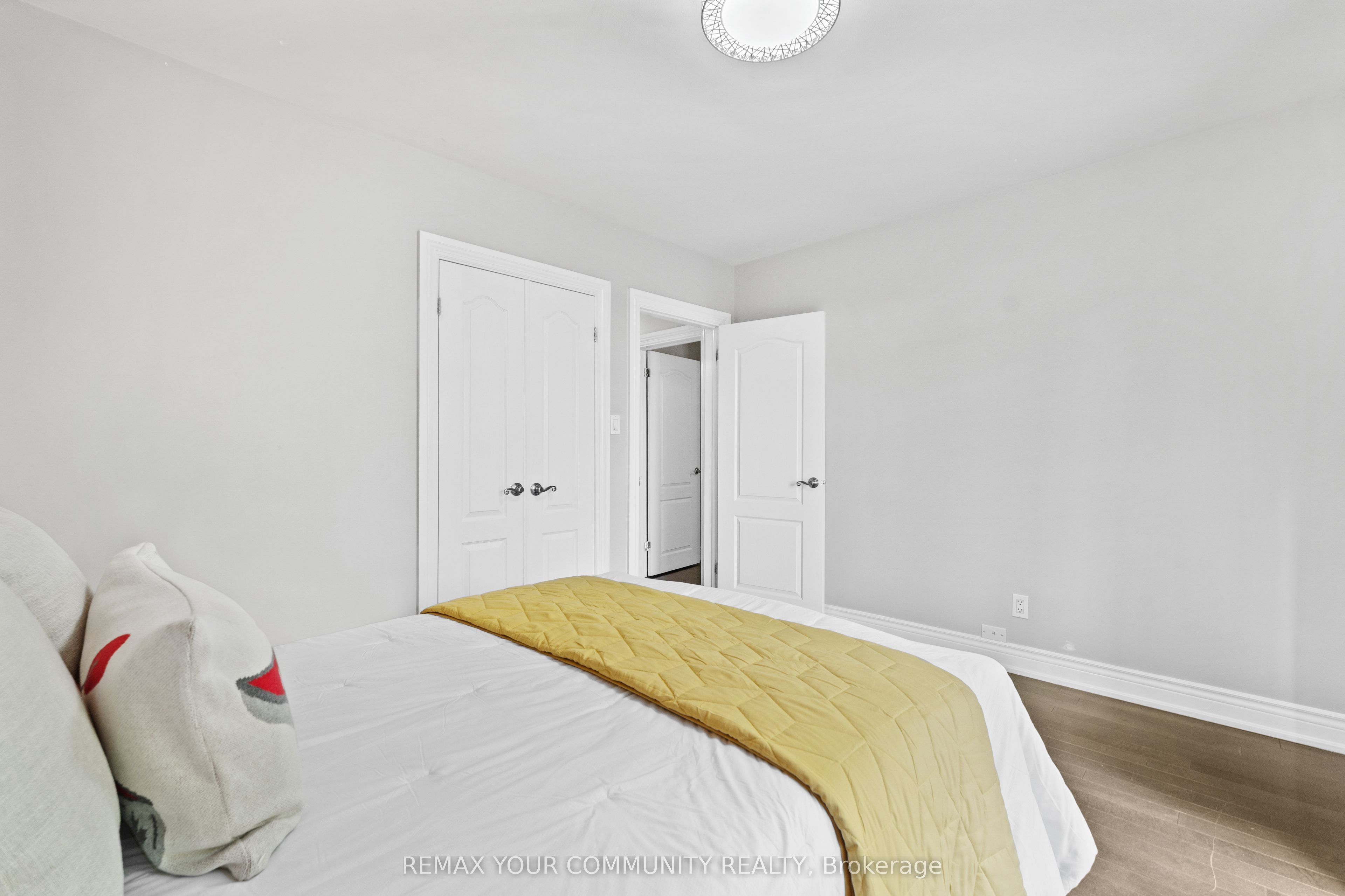 23 Penetang Crescent Property Photo 19