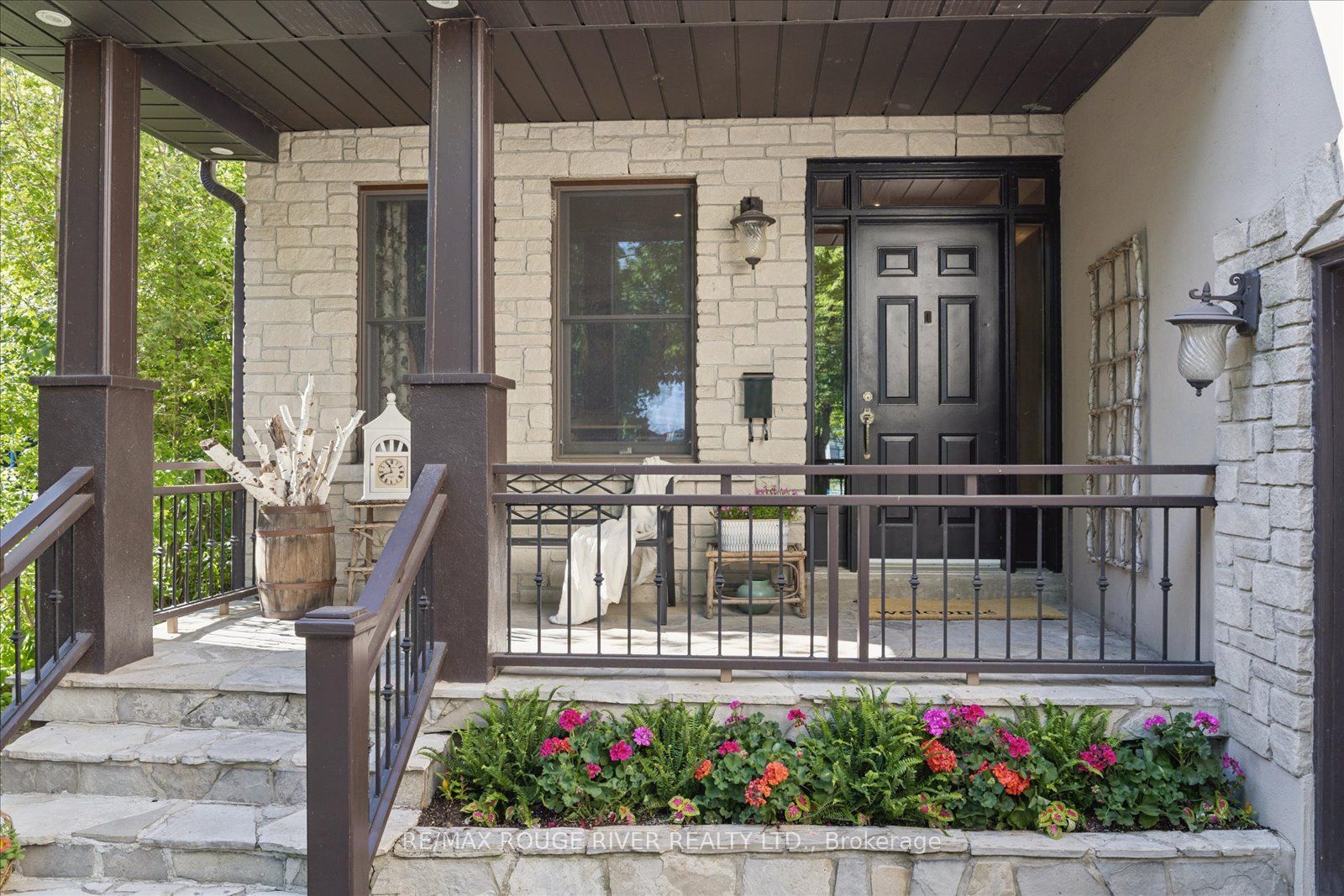 30 Springbank Avenue Property Photo 3