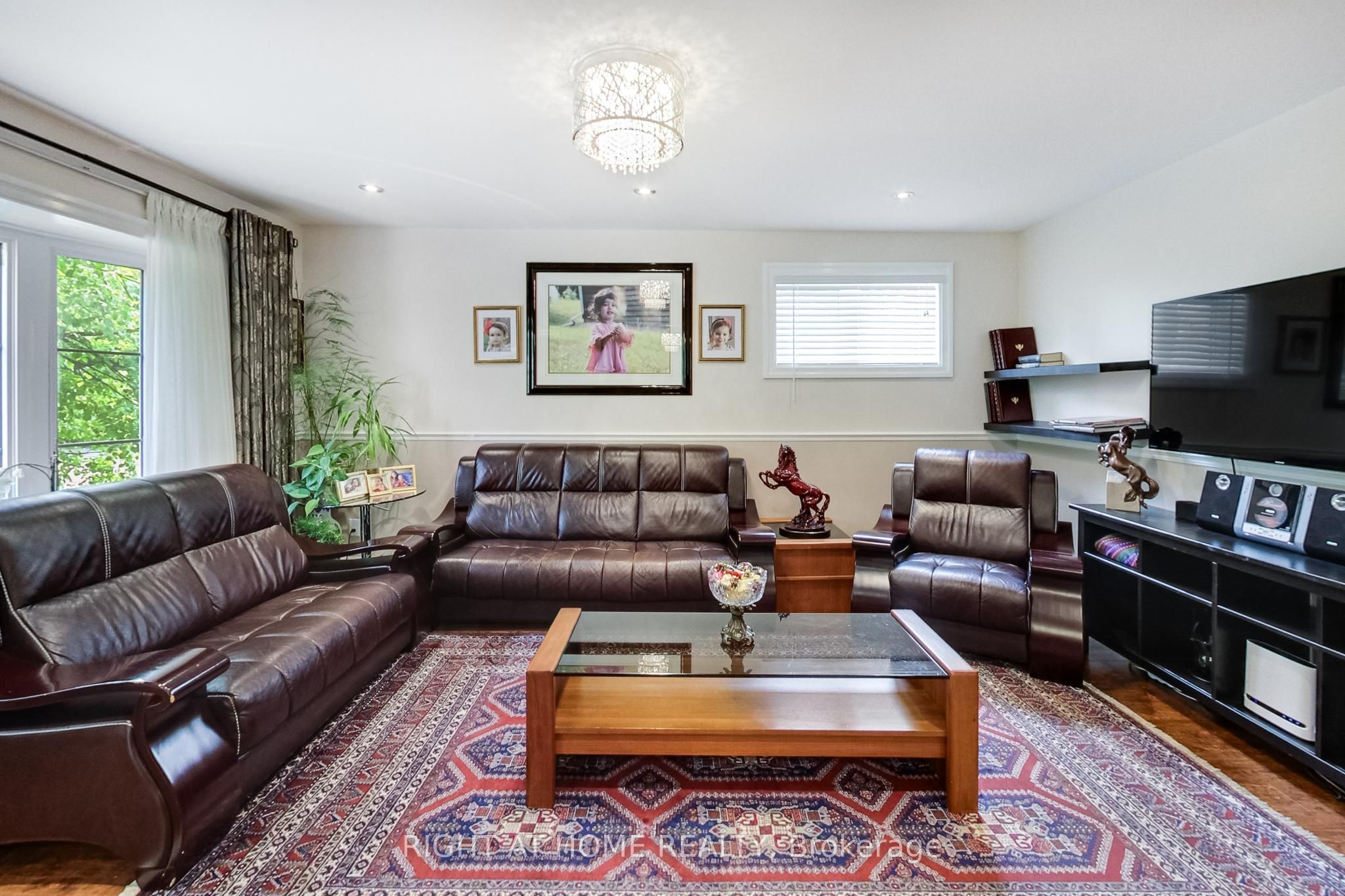 8 Suraty Avenue Property Photo 3