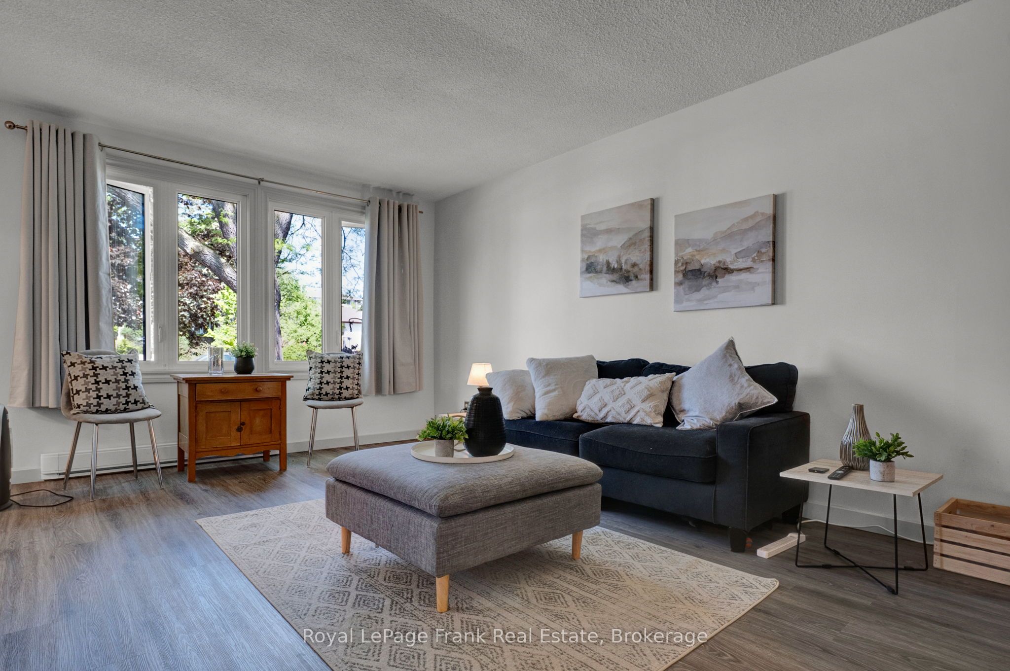 576 Annandale Street Property Photo 33