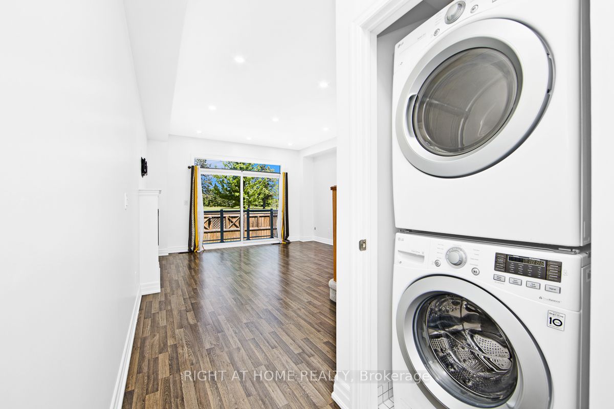 384 Arctic Red Drive E 34 Property Photo 16