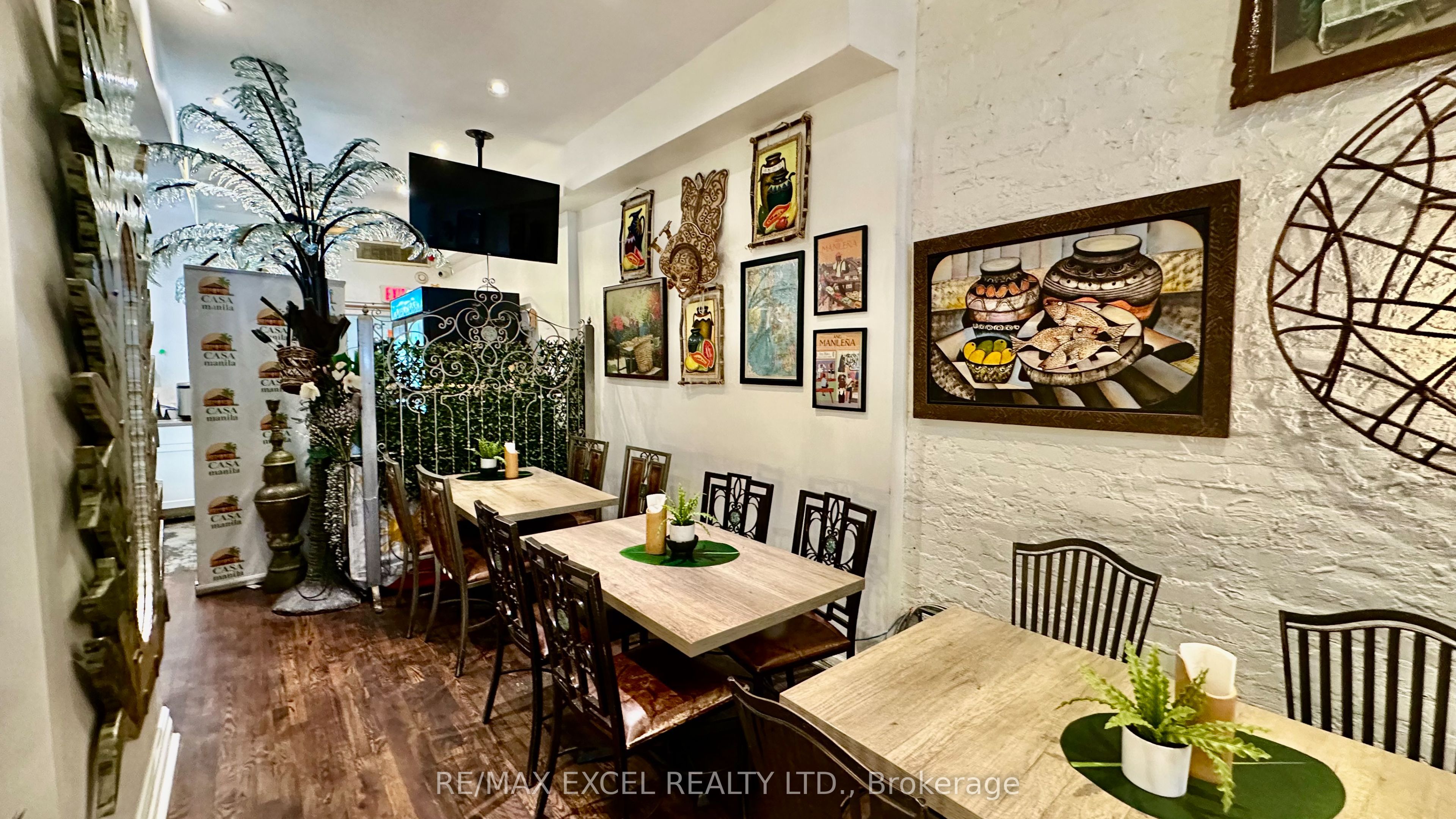 508 Danforth Avenue Property Photo 4