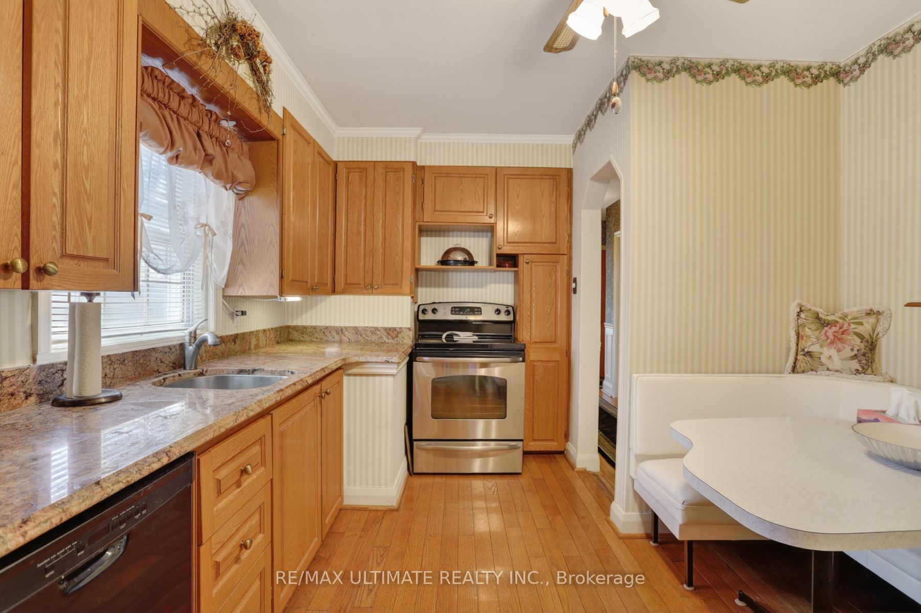 20 Corinne Crescent Property Photo 9
