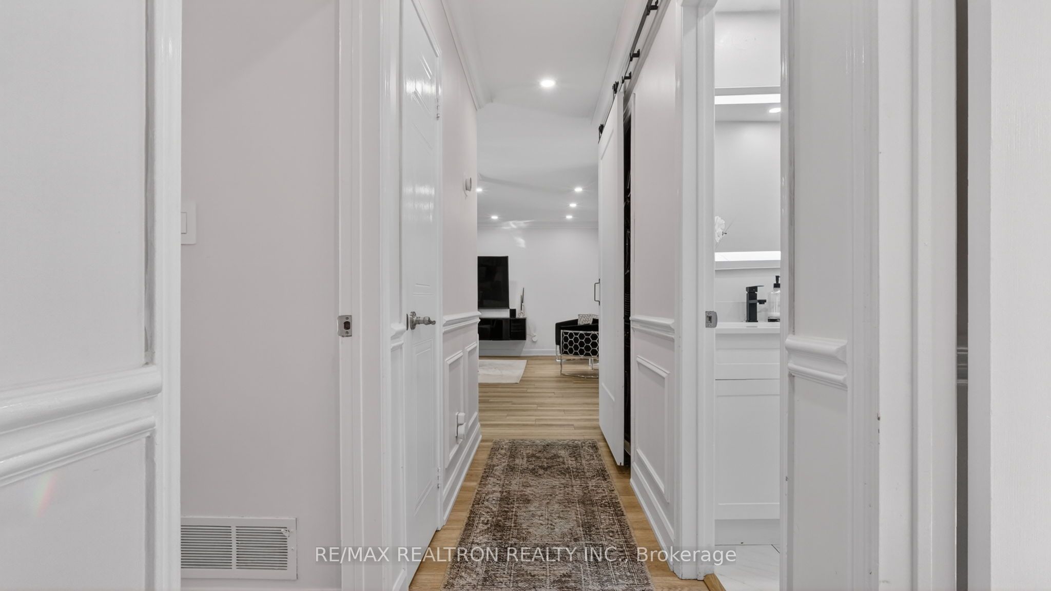 57 Foxhunt Trail Property Photo 18