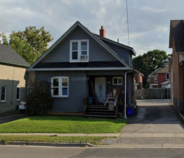 117 Adelaide Avenue E Property Photo 1