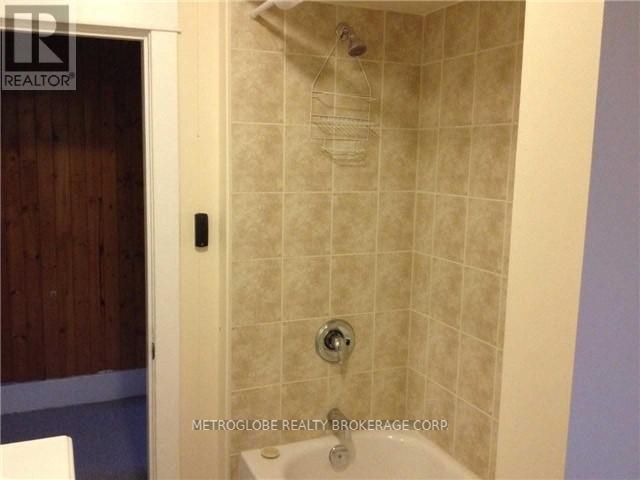 117 Adelaide Avenue E Property Photo 6