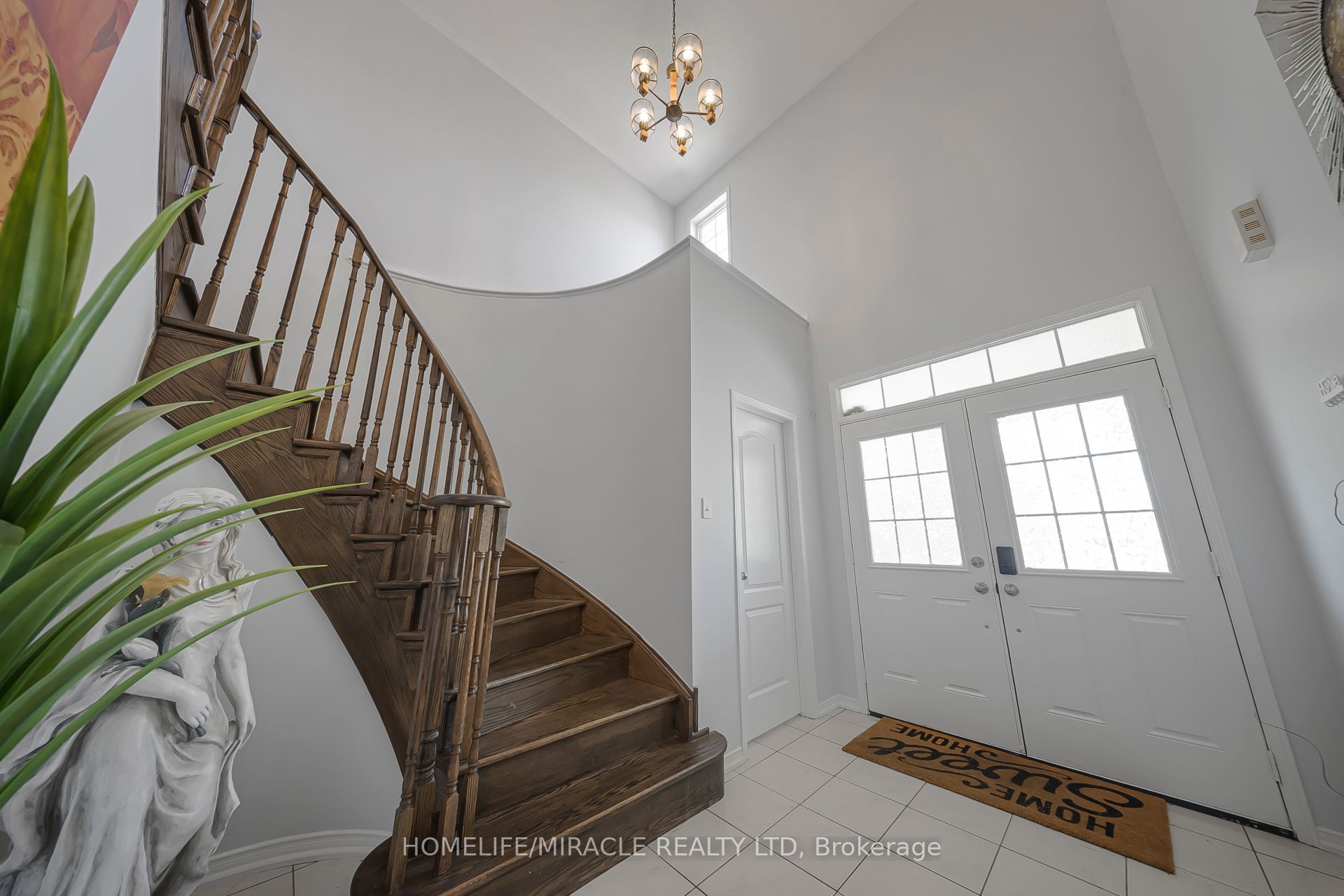 1867 Arborwood Drive Property Photo 7