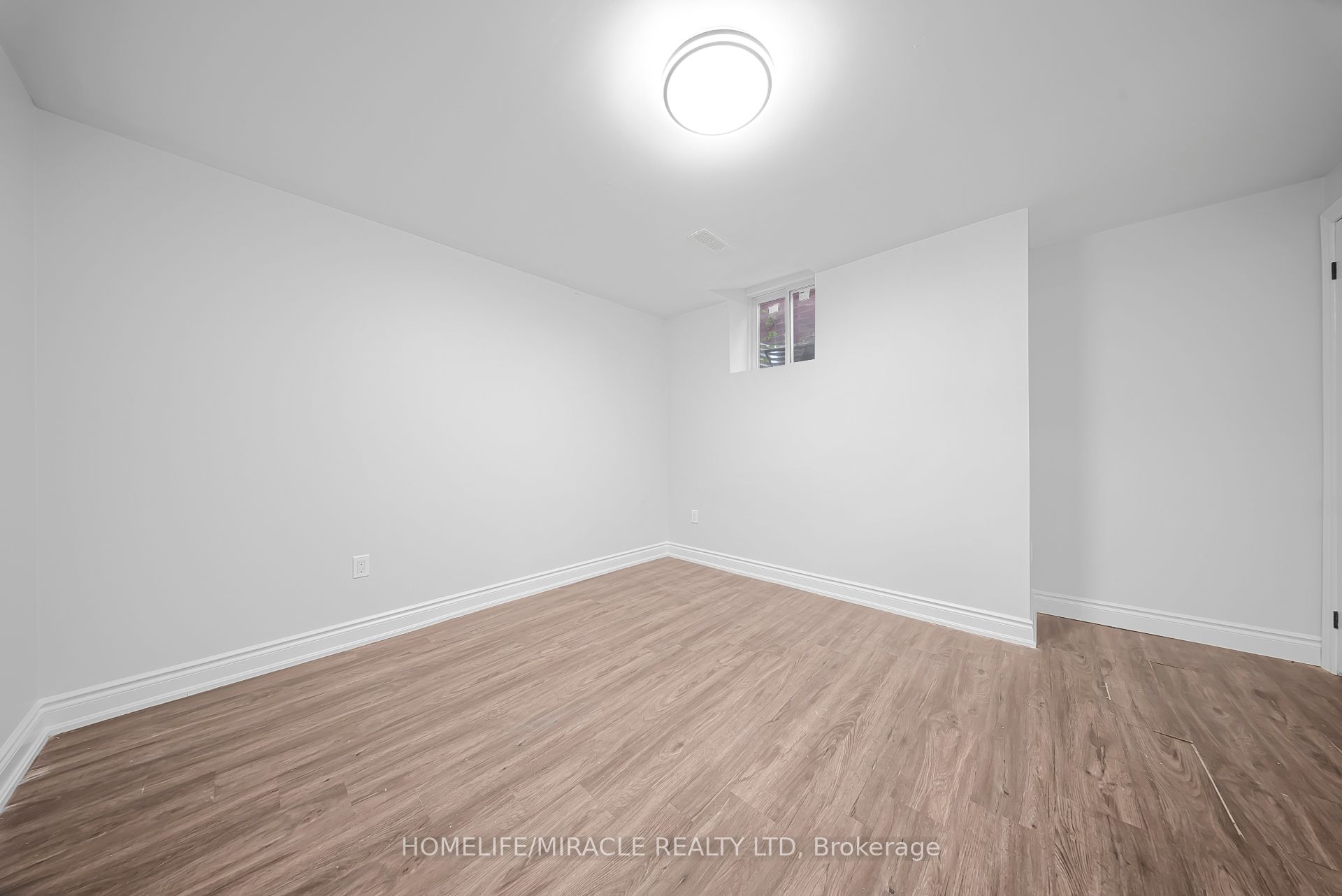 1867 Arborwood Drive Property Photo 43