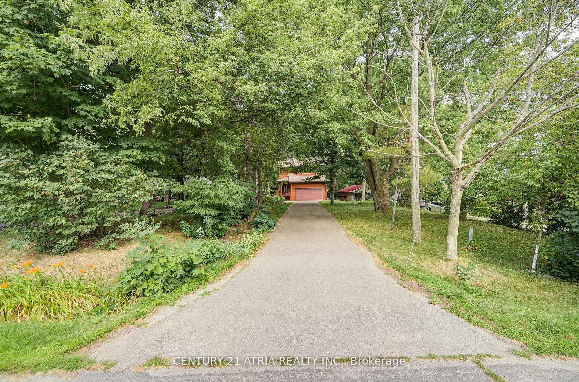 2671 Thickson Road S