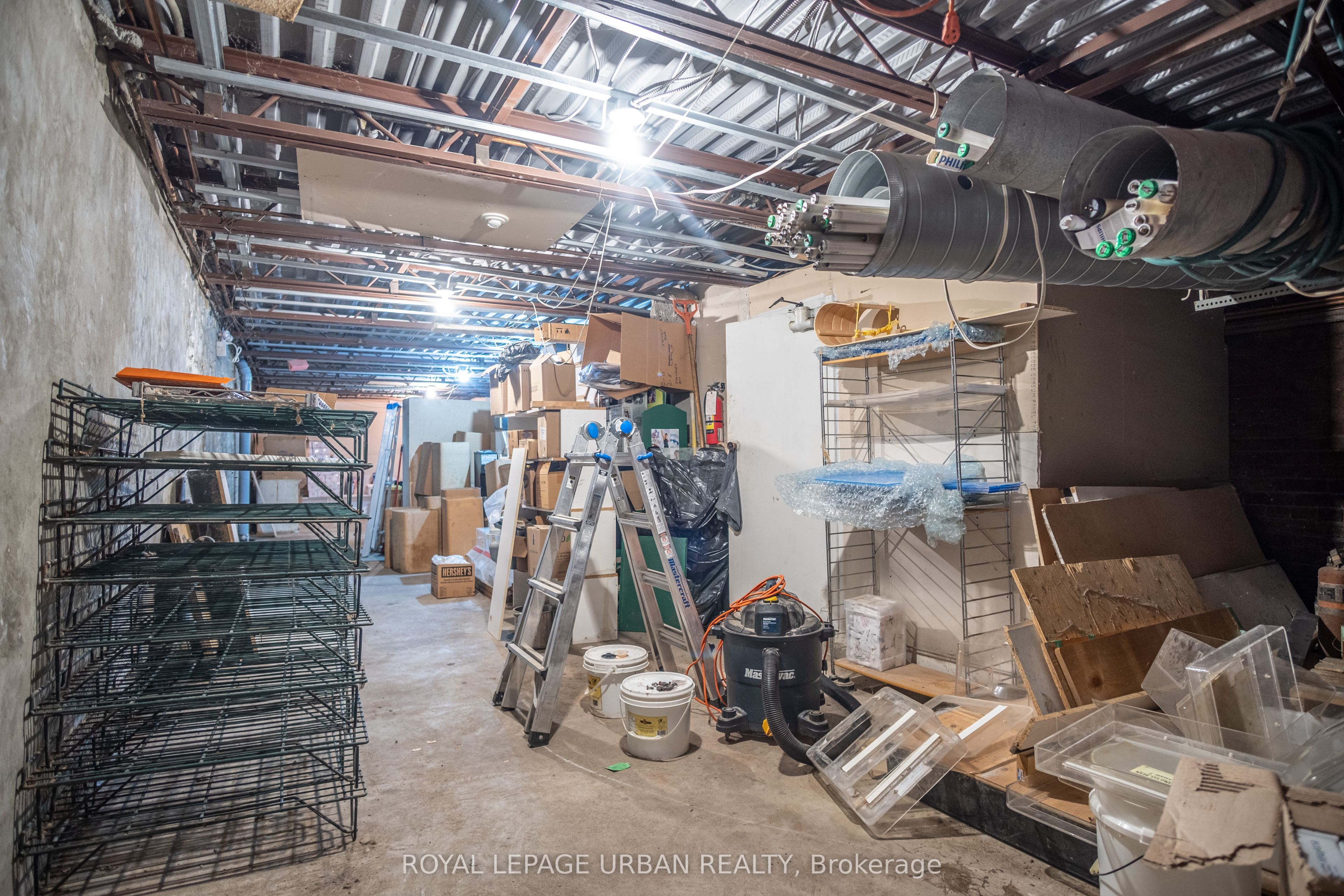 638 Danforth Avenue Property Photo 24