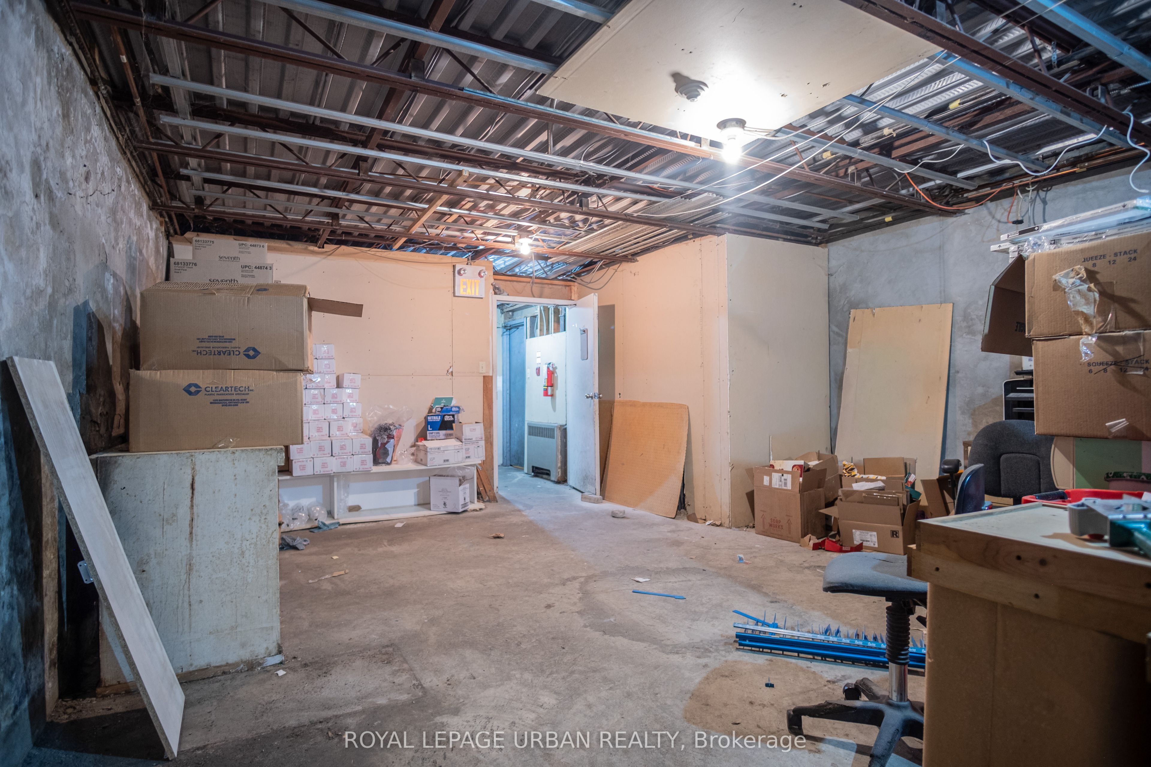 638 Danforth Avenue Property Photo 26