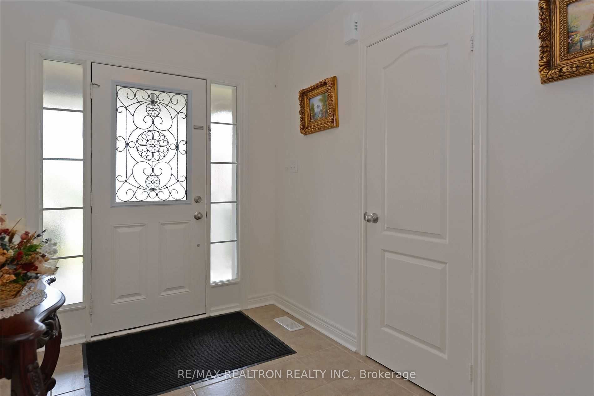 1684 Gower Drive Property Photo 3