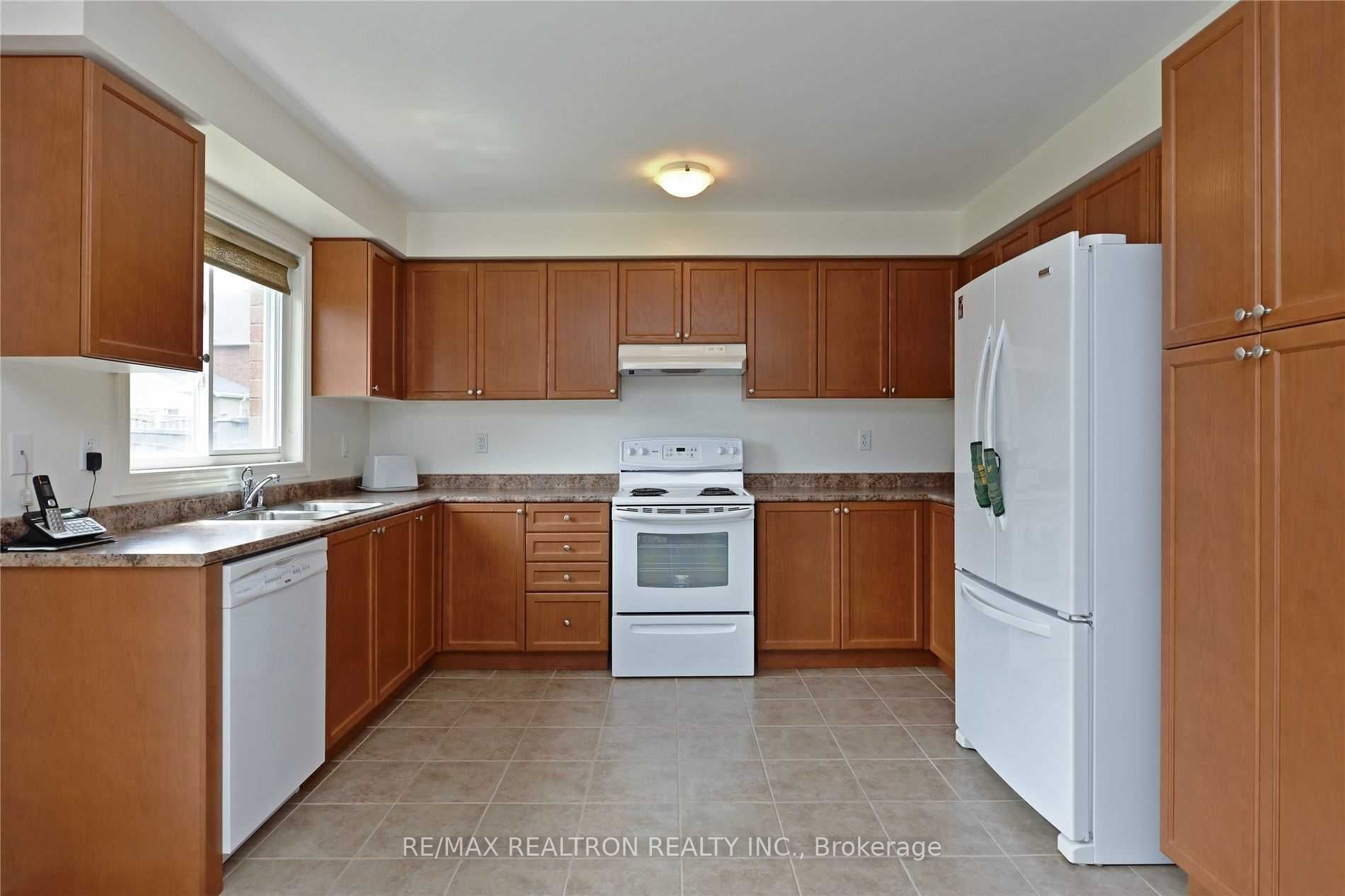 1684 Gower Drive Property Photo 11