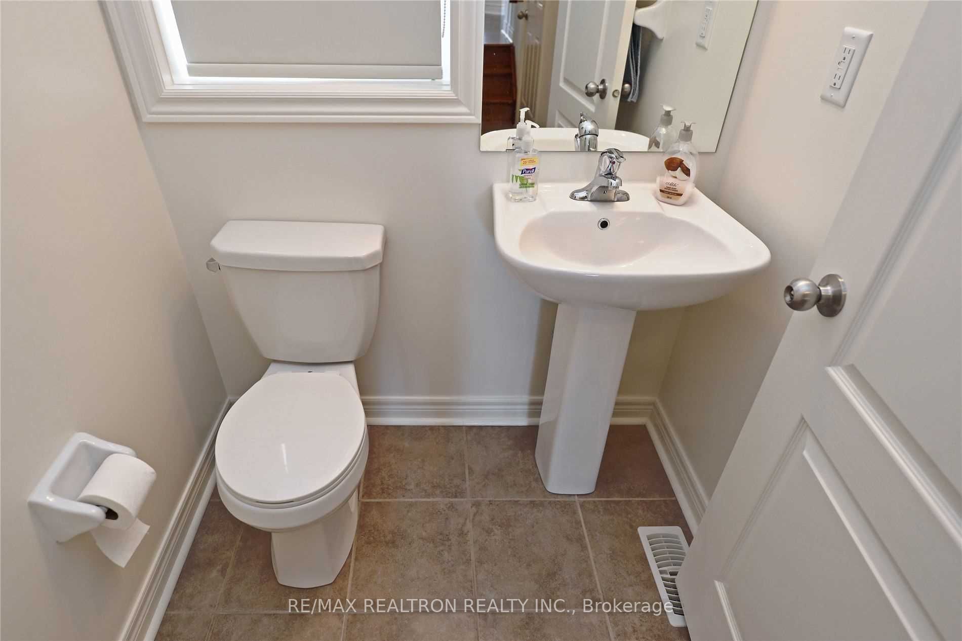 1684 Gower Drive Property Photo 14