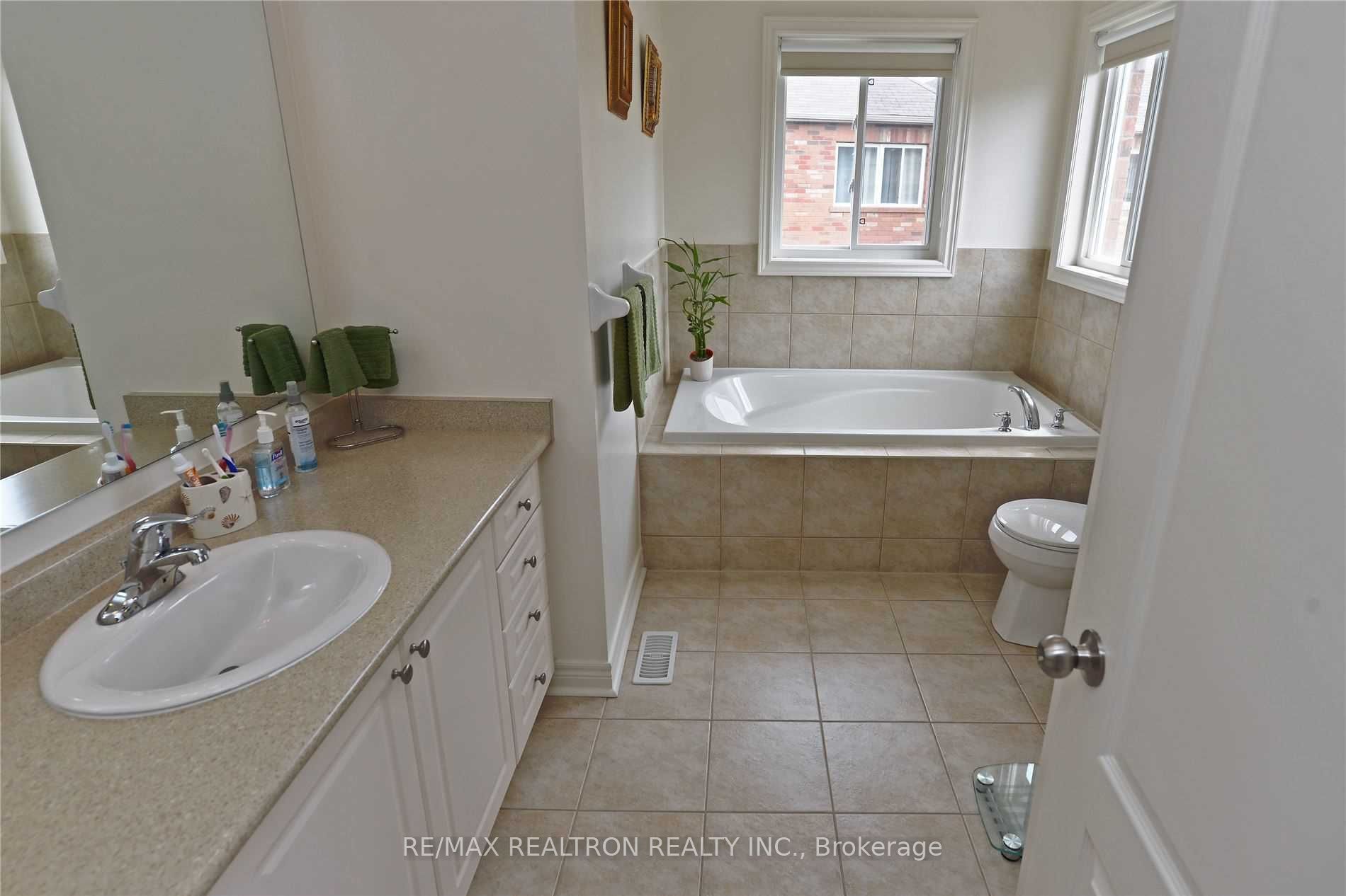 1684 Gower Drive Property Photo 17