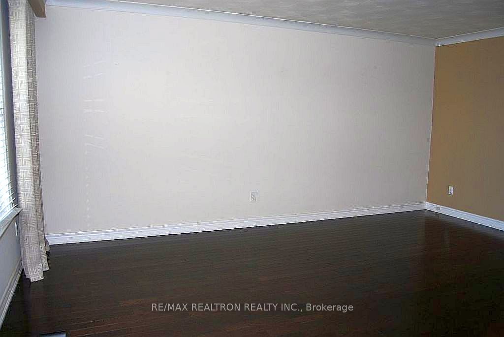 9 Stanwell Drive Property Photo 5