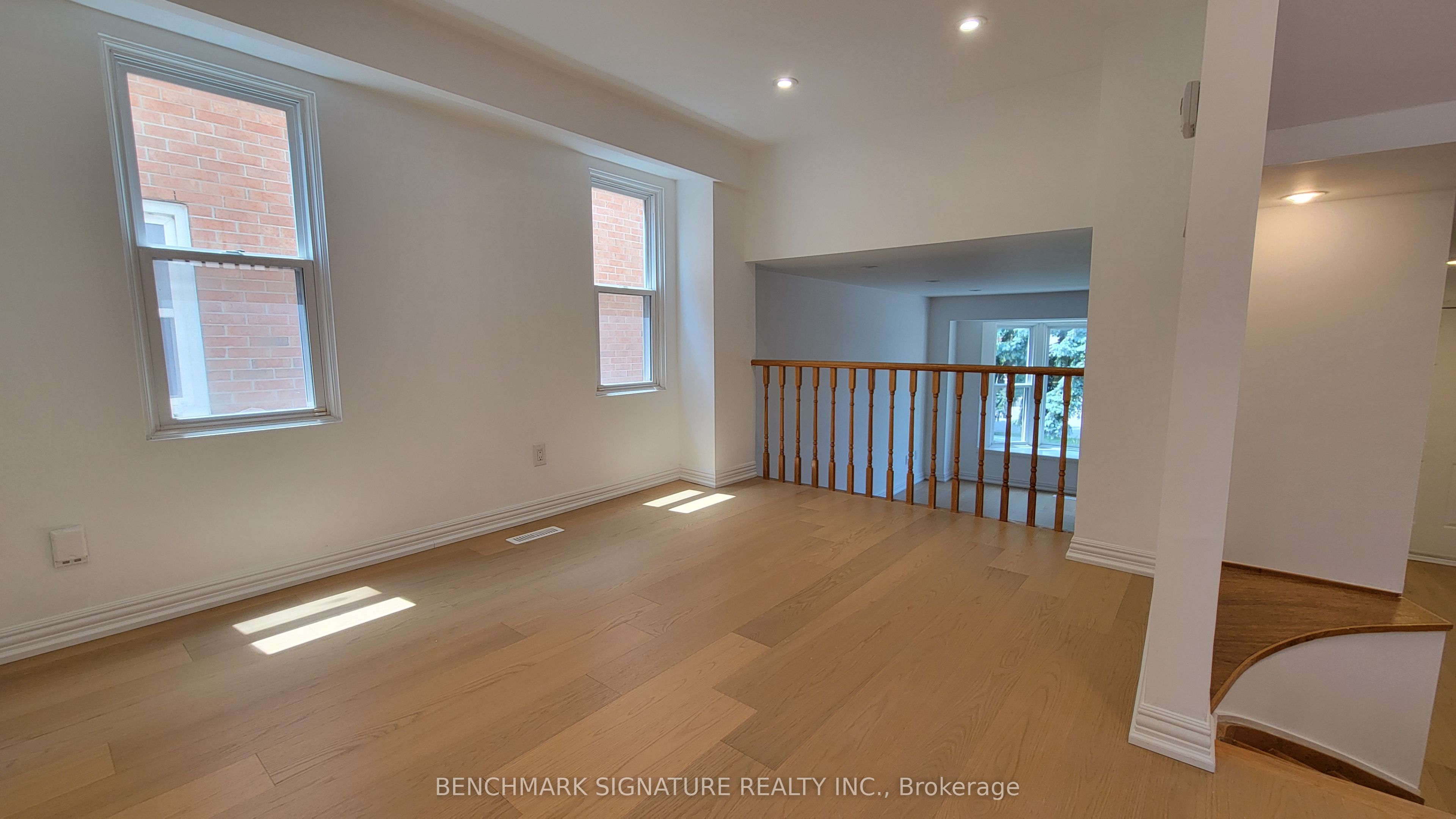 35 Wintermute Boulevard Property Photo 8