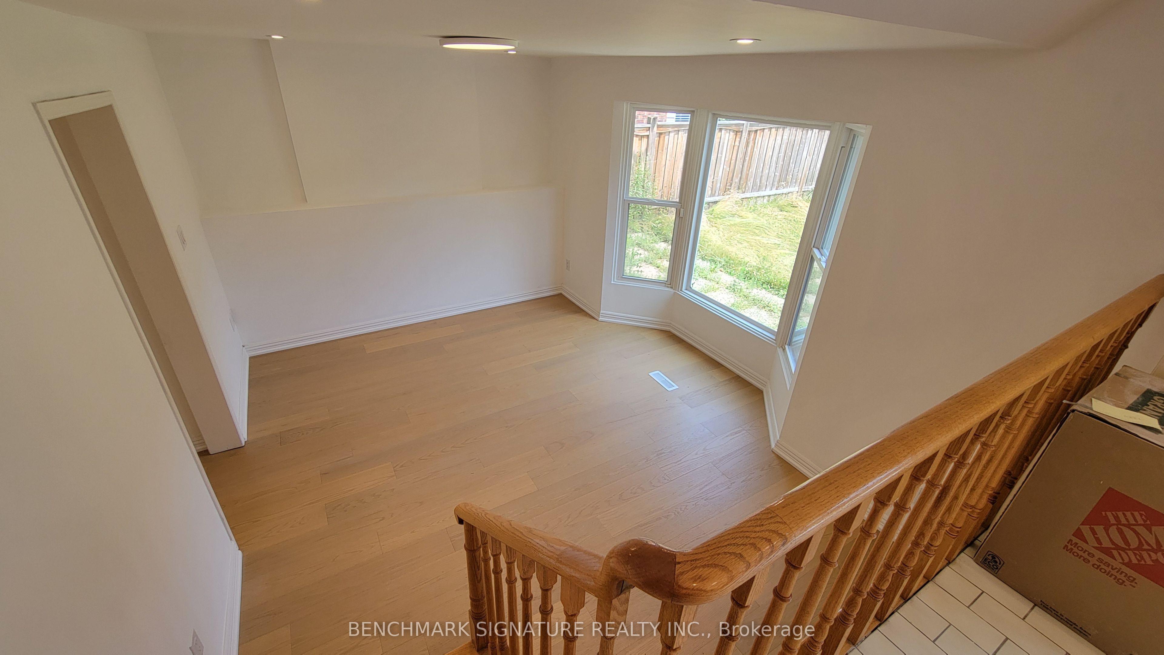 35 Wintermute Boulevard Property Photo 13