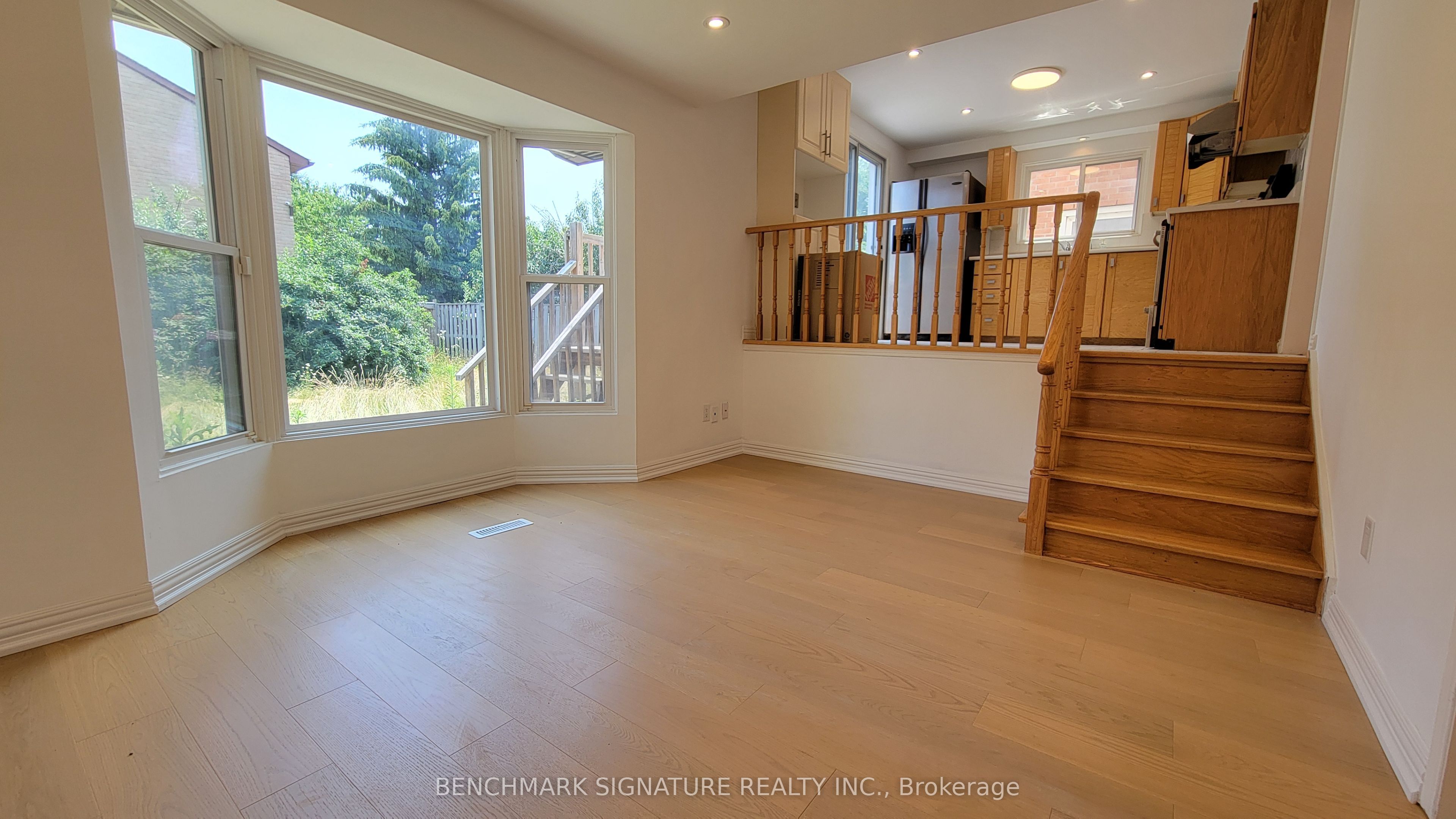 35 Wintermute Boulevard Property Photo 14