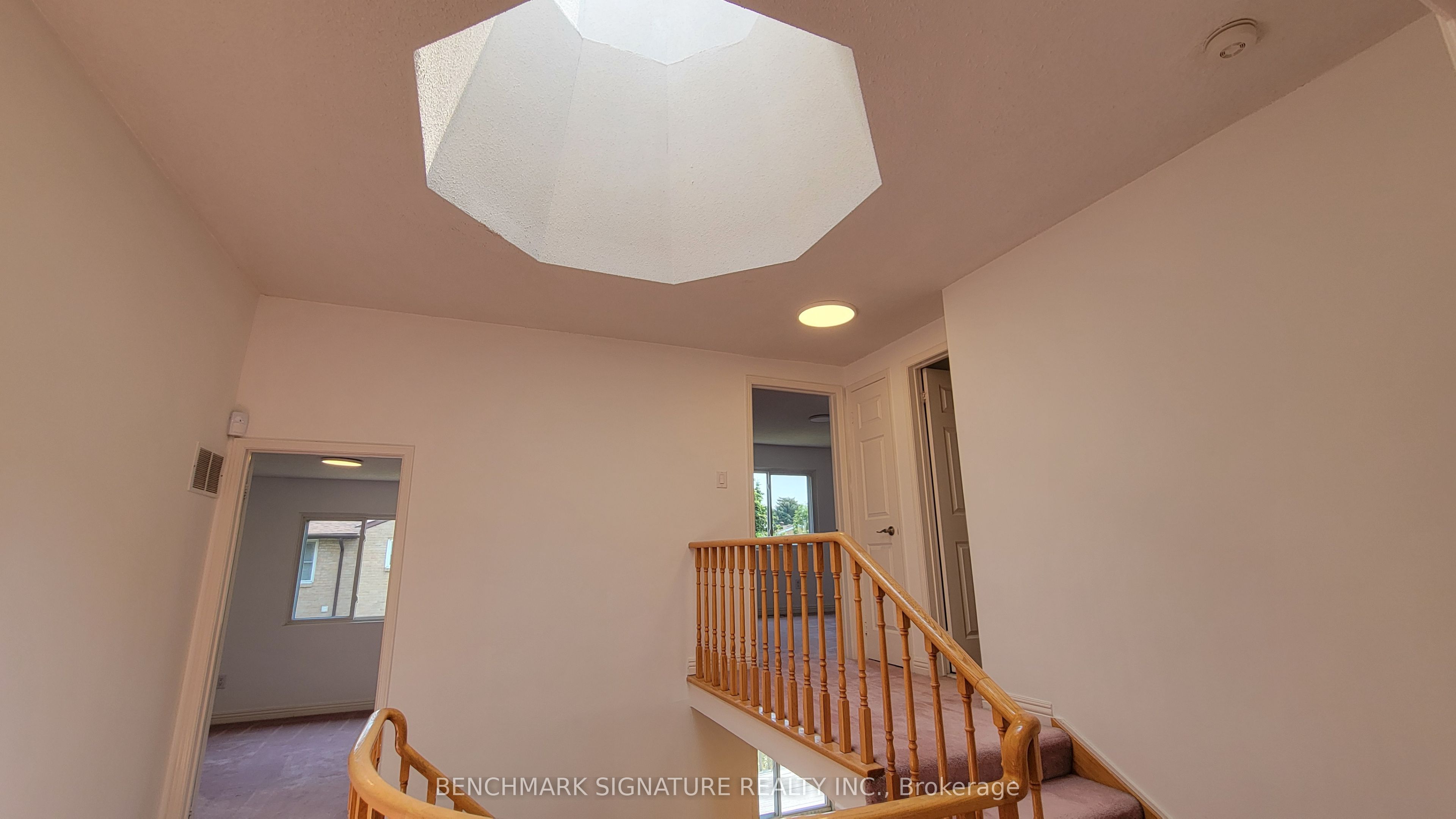 35 Wintermute Boulevard Property Photo 16