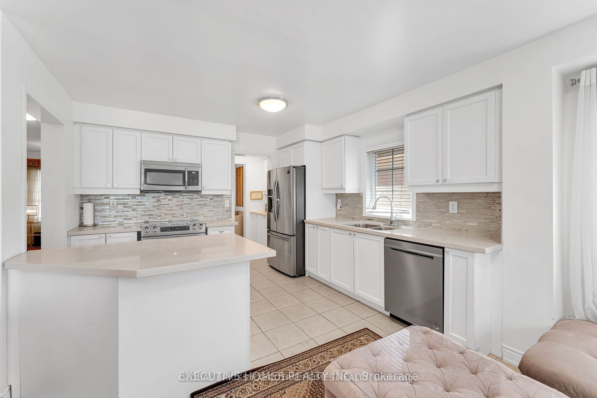 2478 William Jackson Drive Property Photo 11